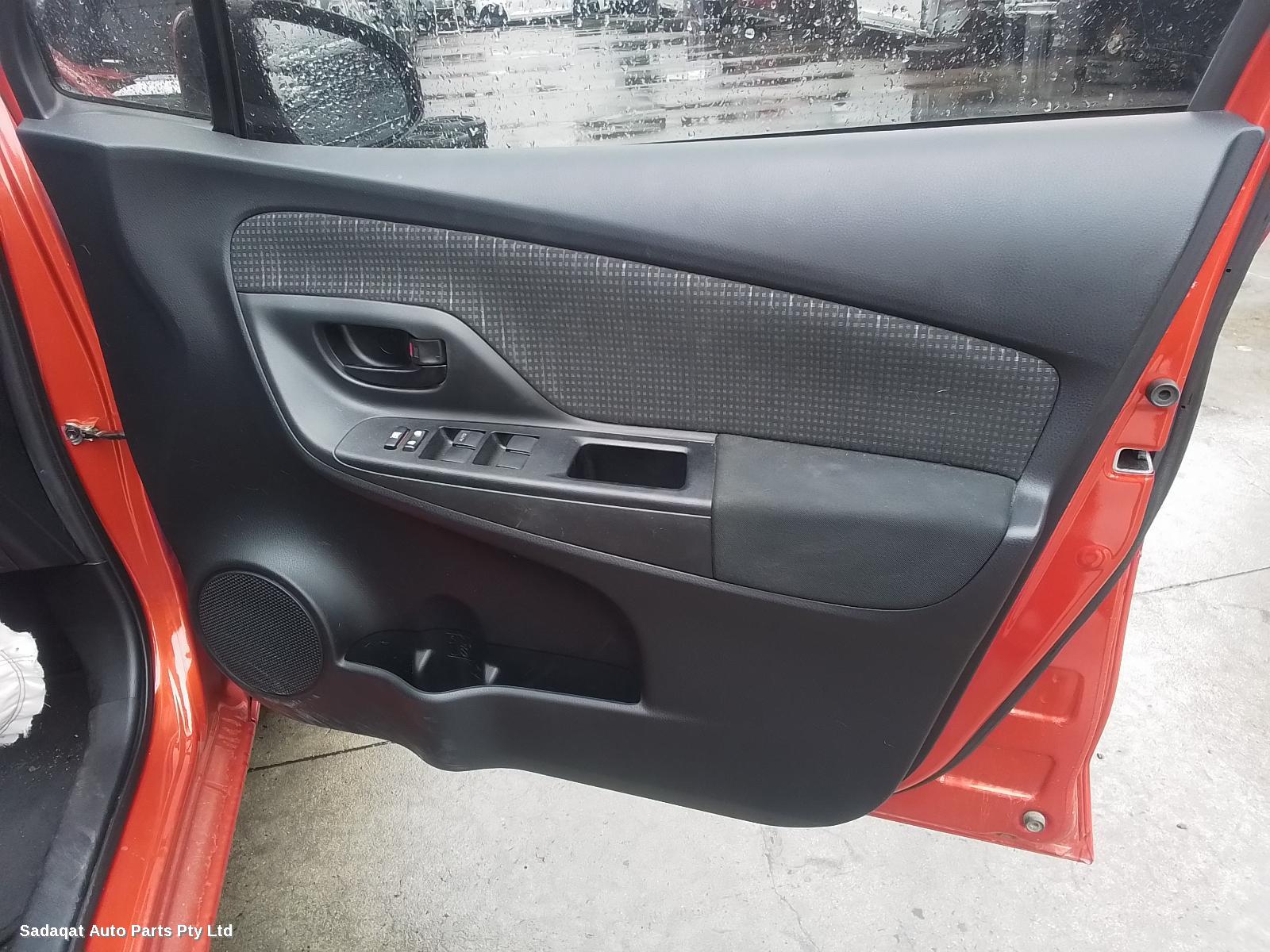 Toyota Yaris Left Taillight