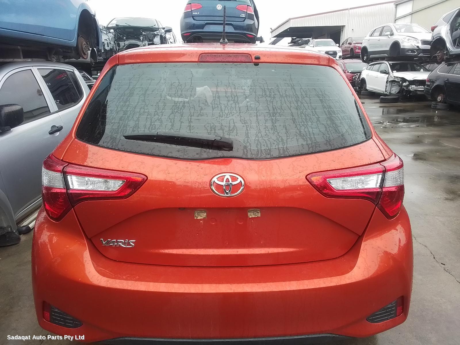 Toyota Yaris Left Taillight