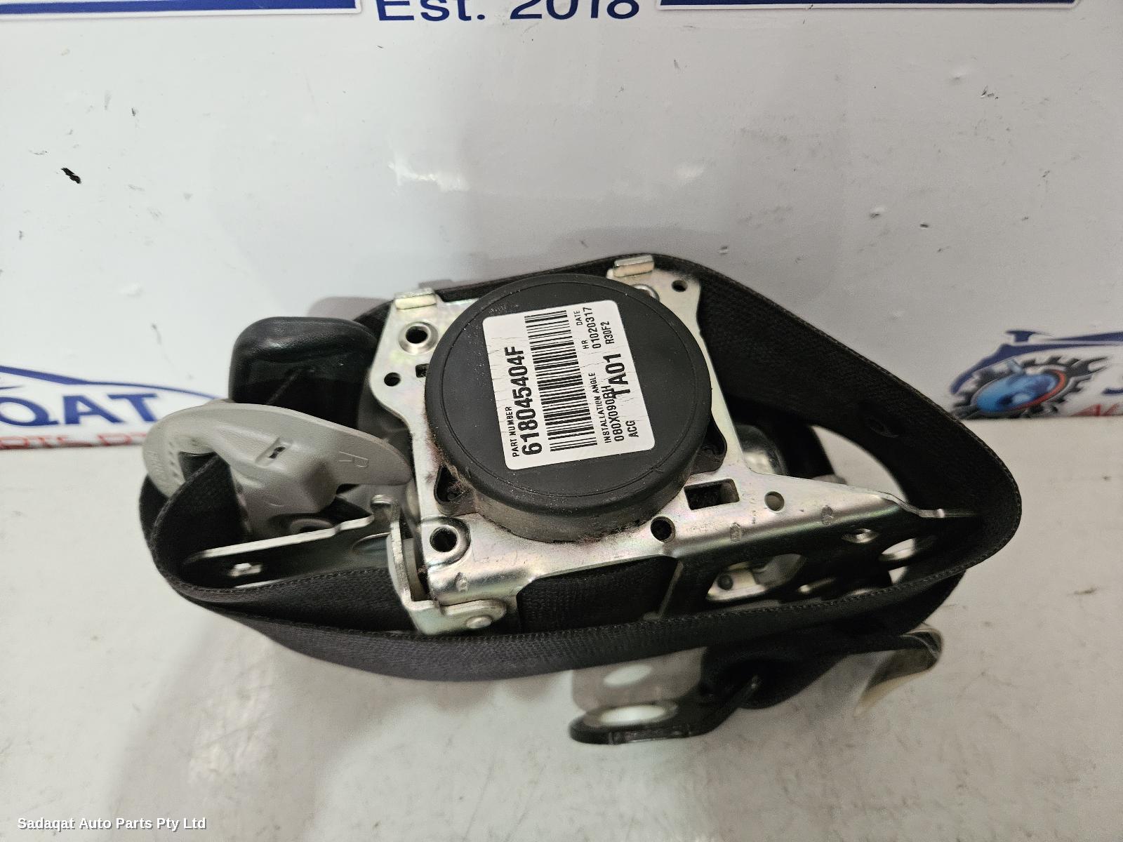 Toyota Camry Seatbelt/stalk