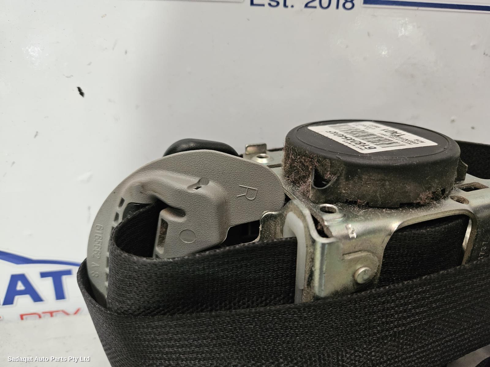 Toyota Camry Seatbelt/stalk