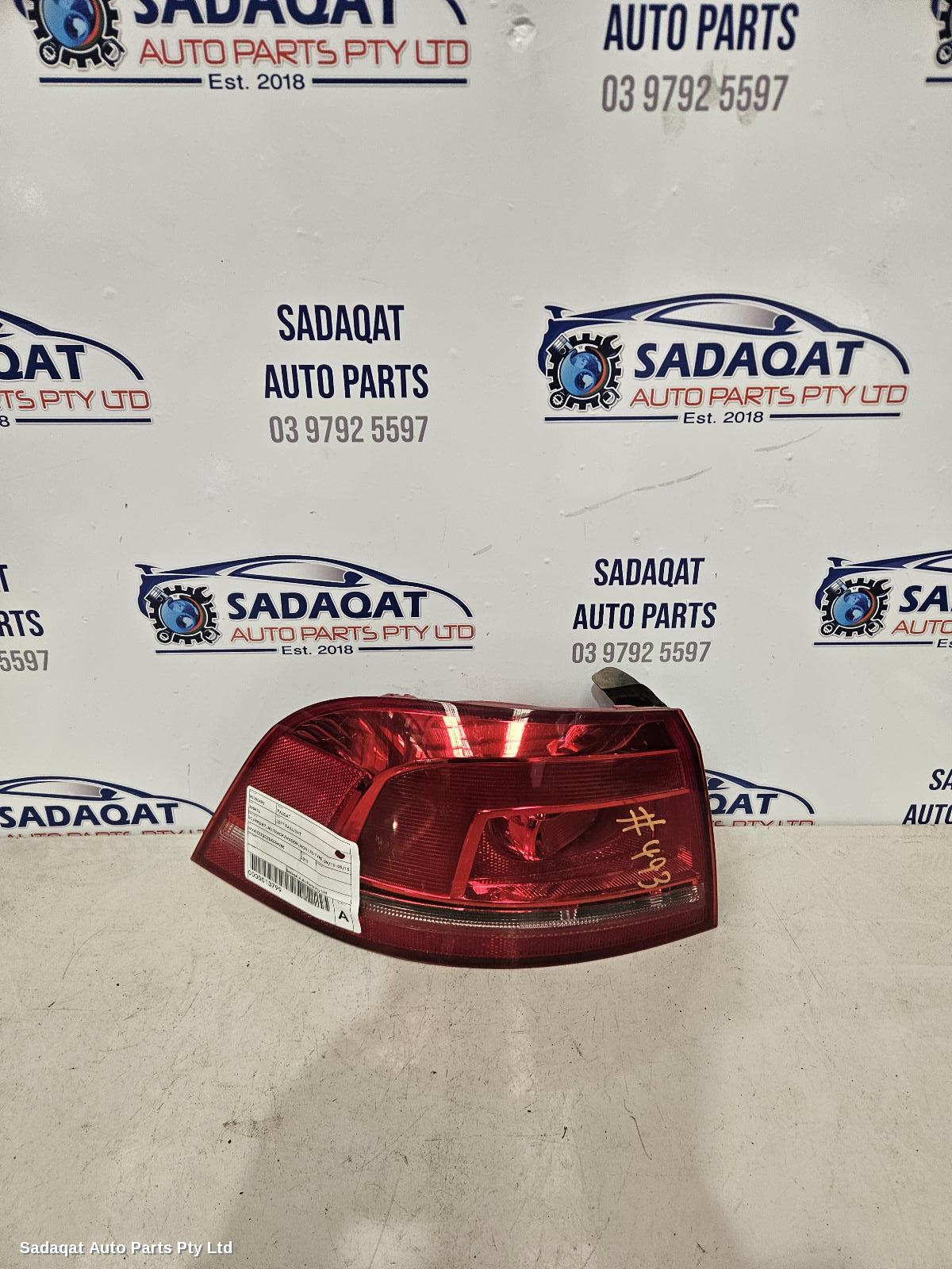 Volkswagen Passat Left Taillight