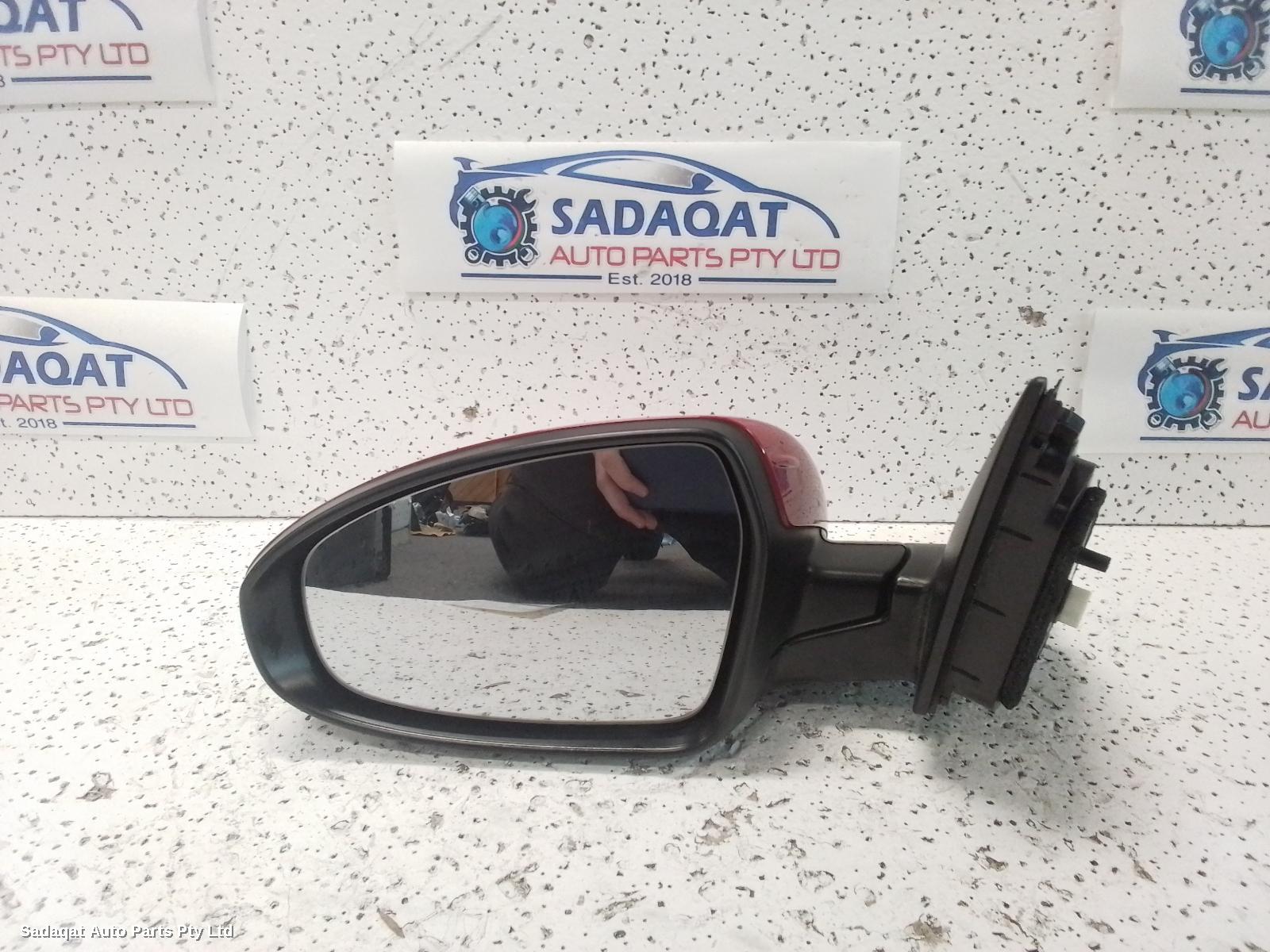 Kia Cerato Left Door Mirror