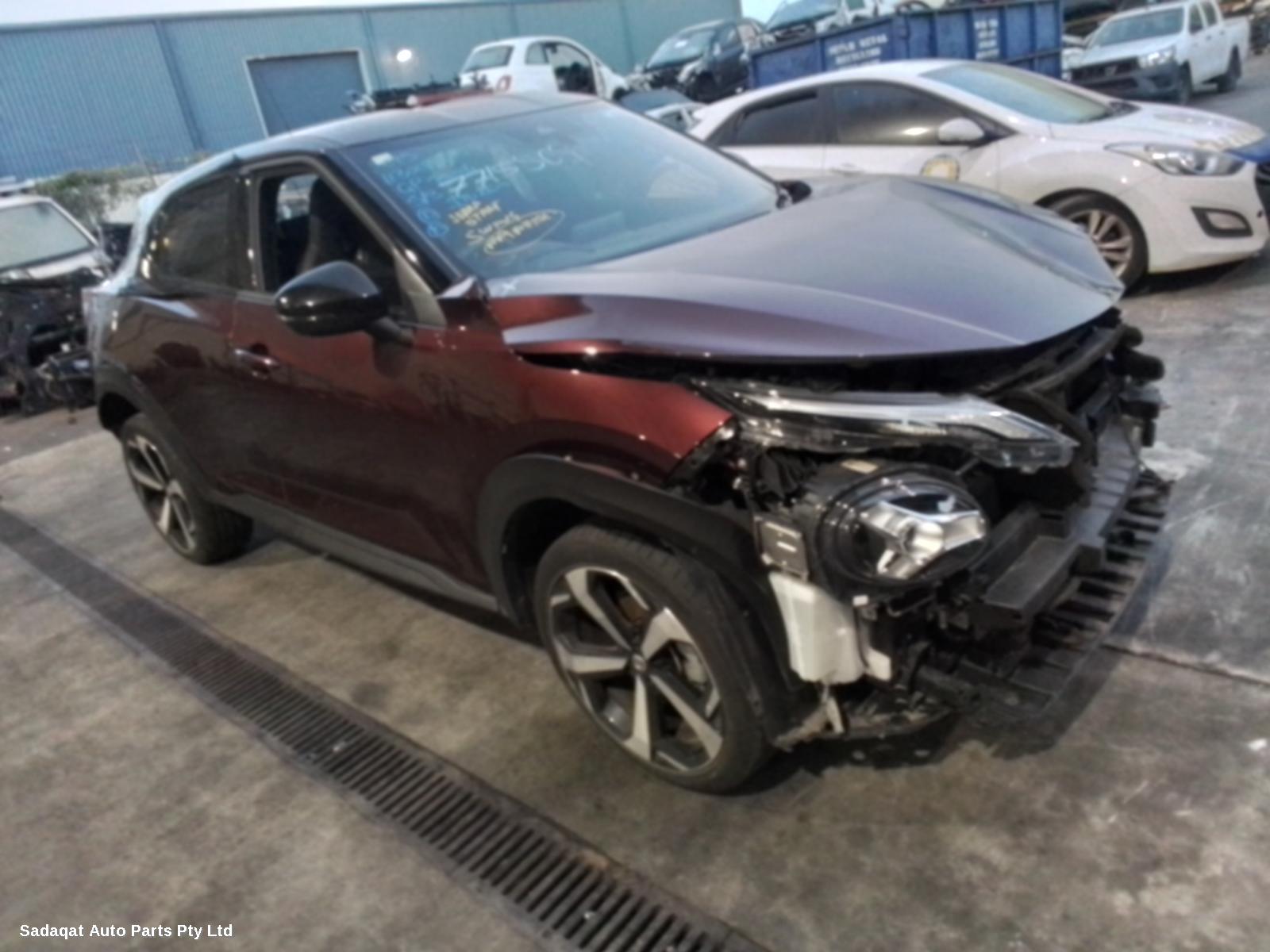 Nissan Juke Hoodlining