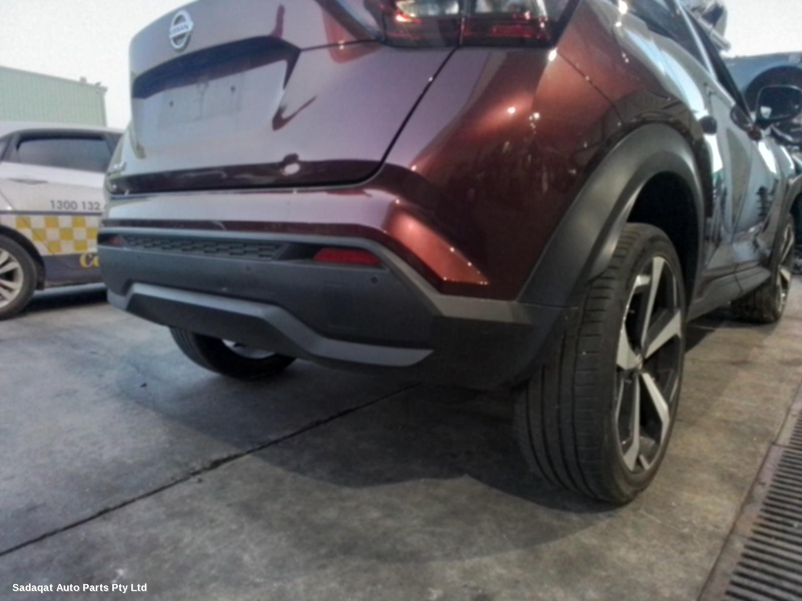 Nissan Juke Hoodlining