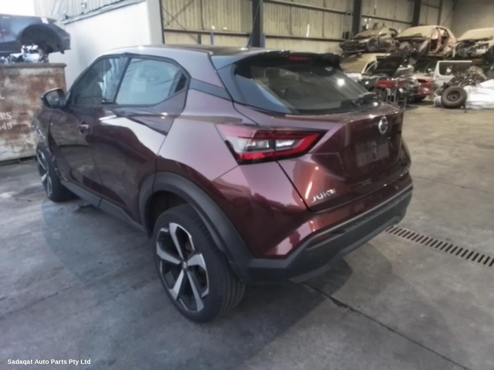 Nissan Juke Hoodlining