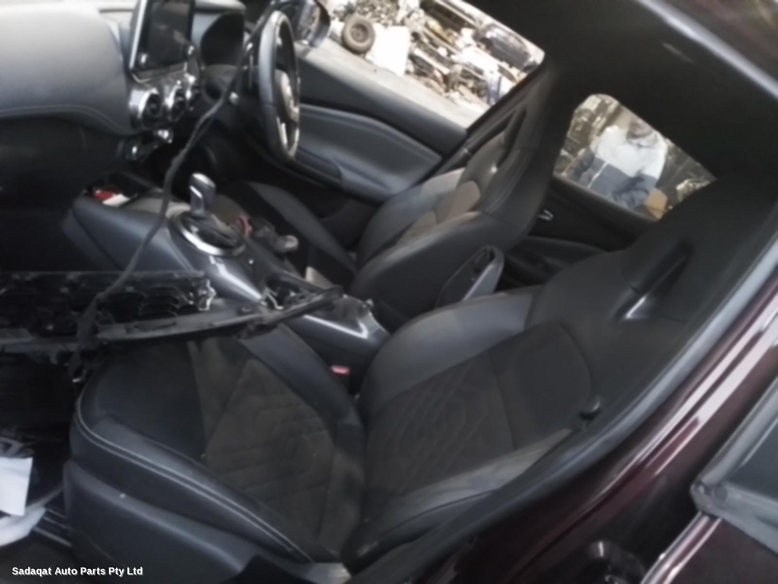 Nissan Juke Hoodlining