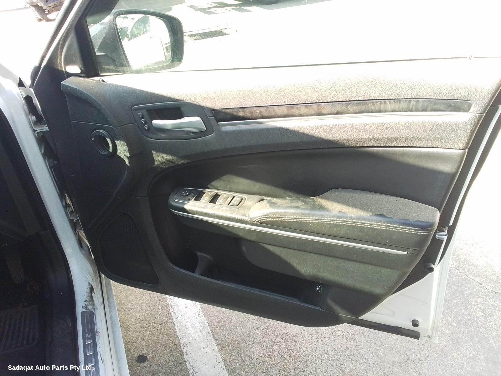 Chrysler 300c Bonnet