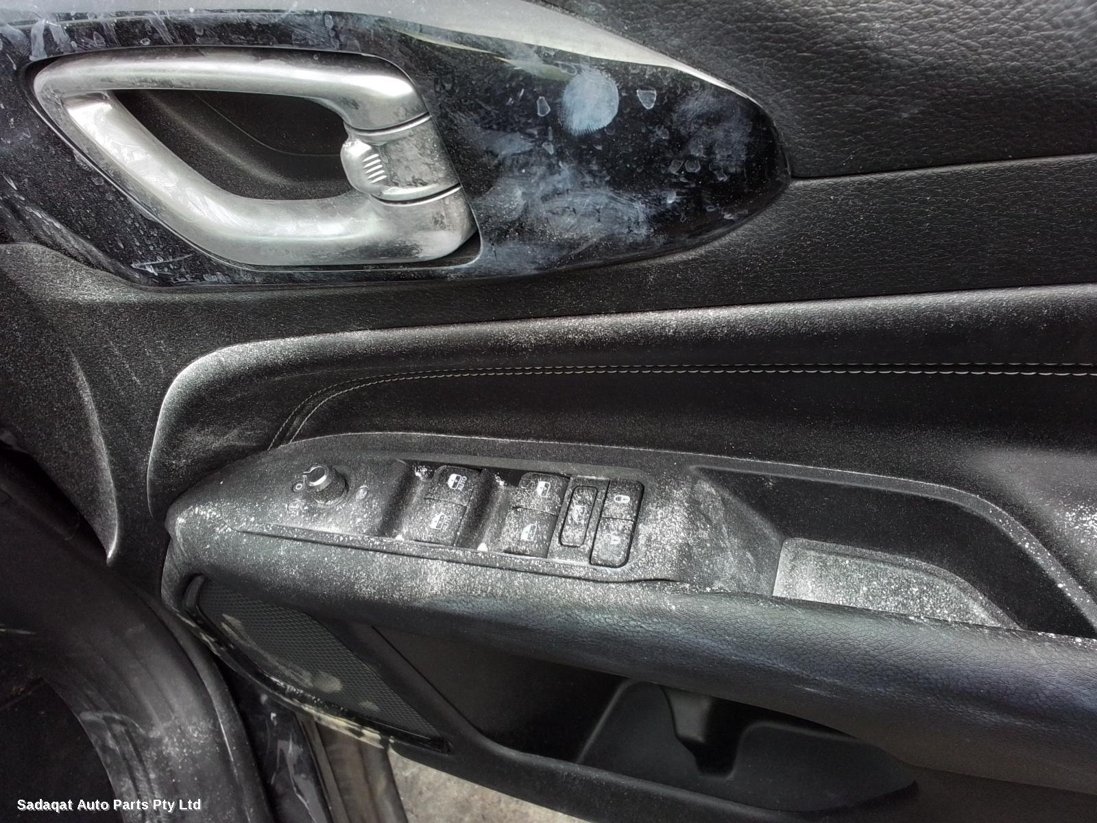 Jeep Compass Tailgate Handle