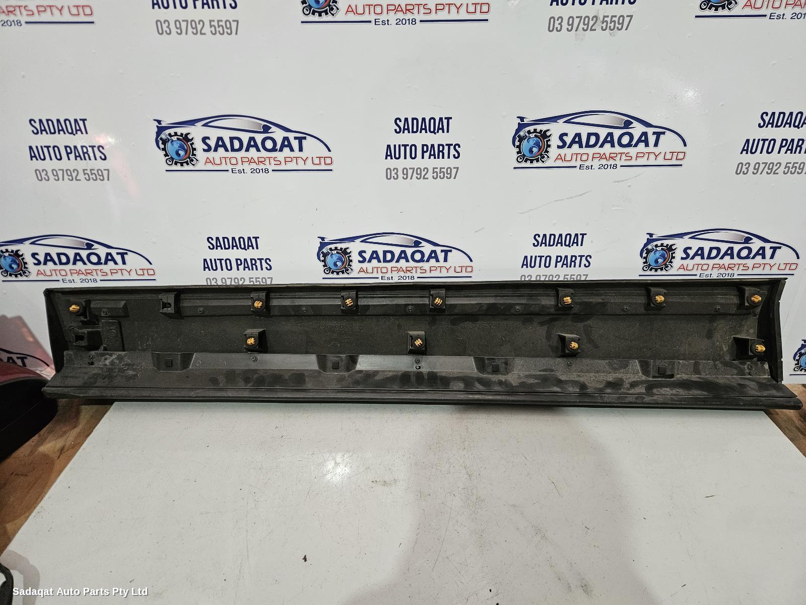 Mazda Cx9 Body/door Mould