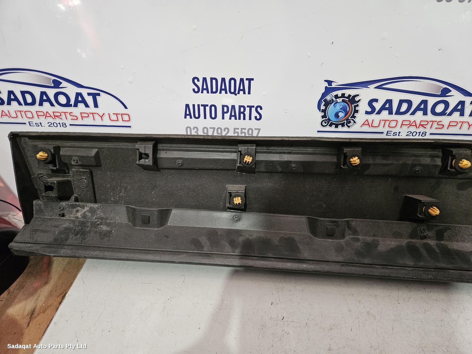 Mazda Cx9 Body/door Mould