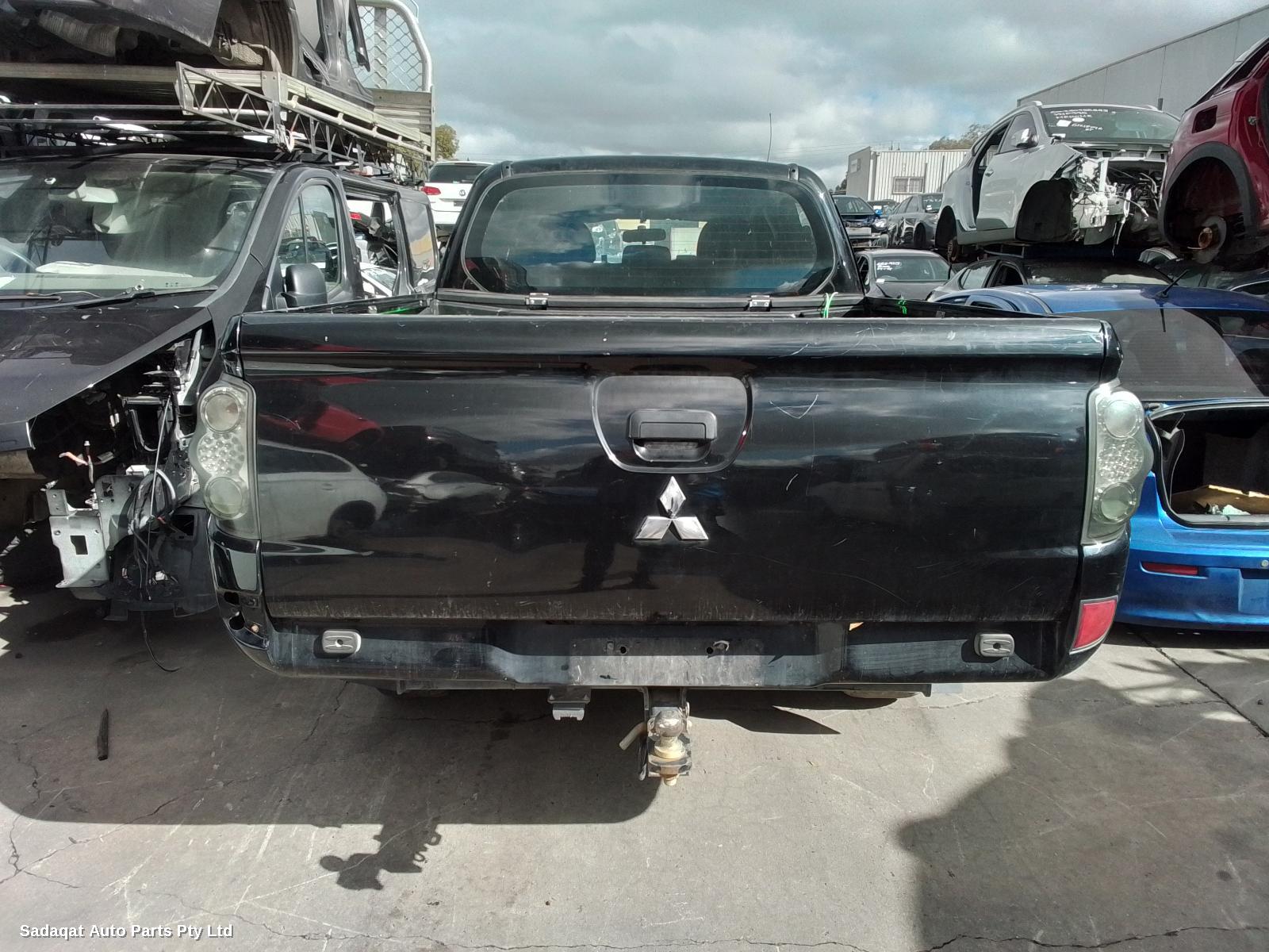 Mitsubishi Triton Bonnet