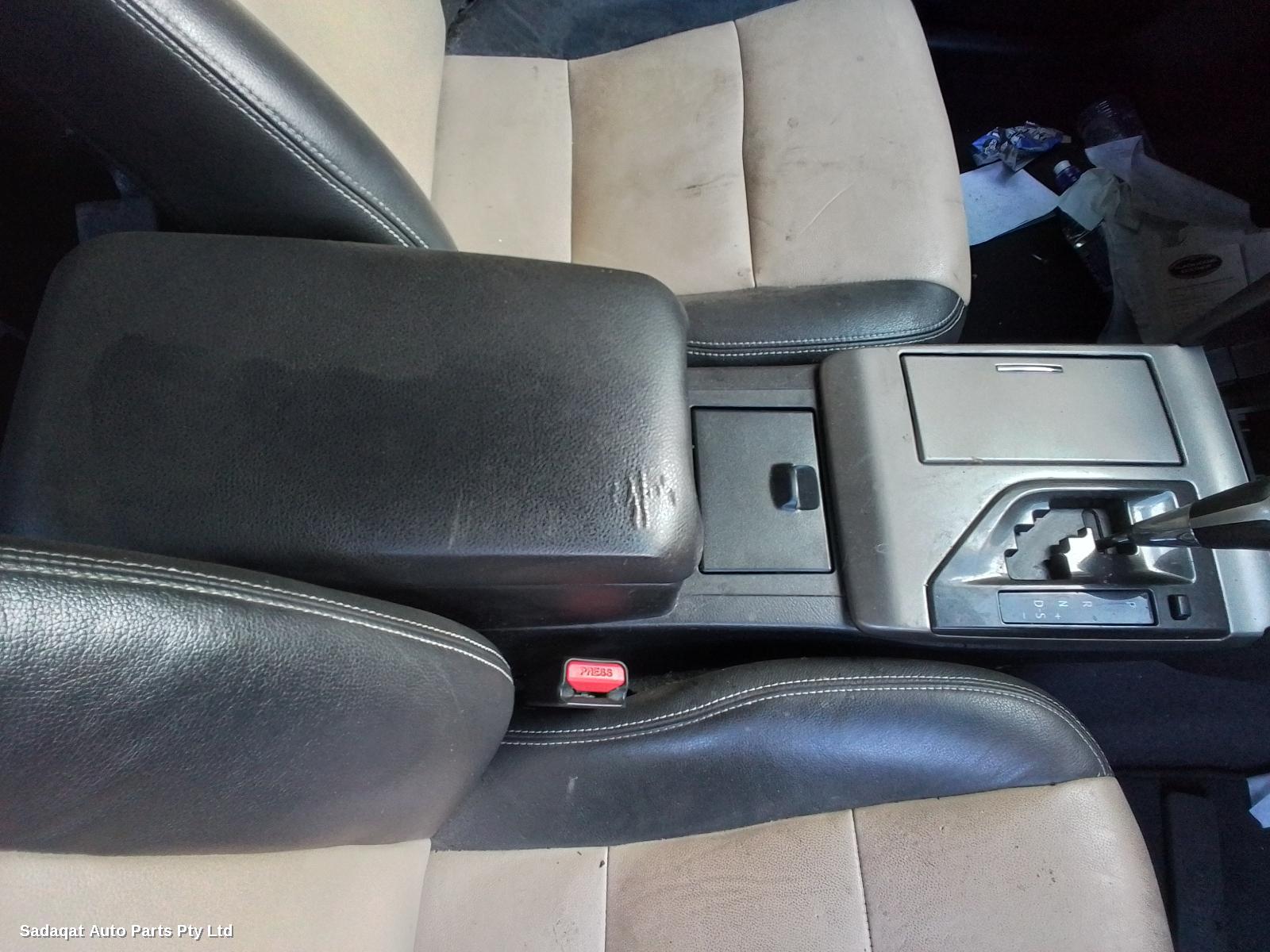 Toyota Aurion F/bar Reinforc/brack