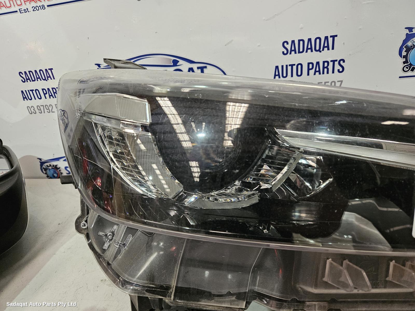 Mazda Cx3 Right Headlamp