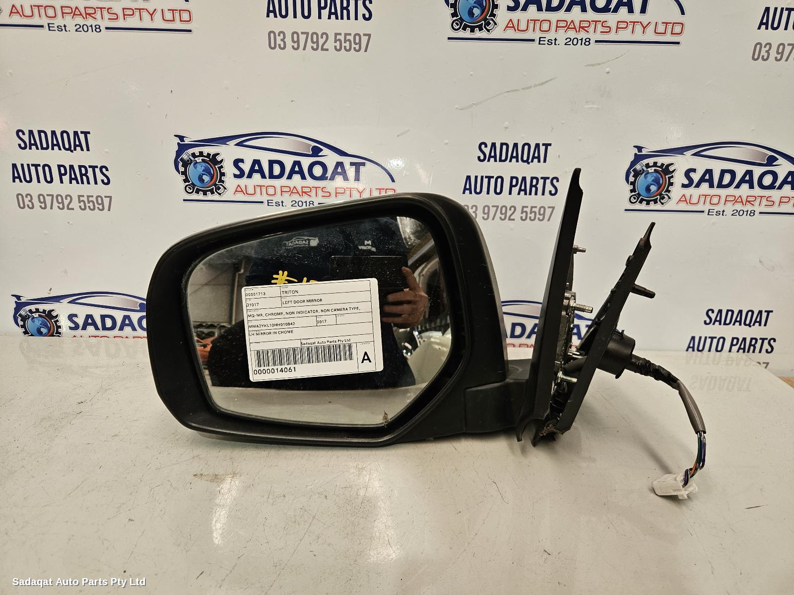 Mitsubishi Triton Left Door Mirror