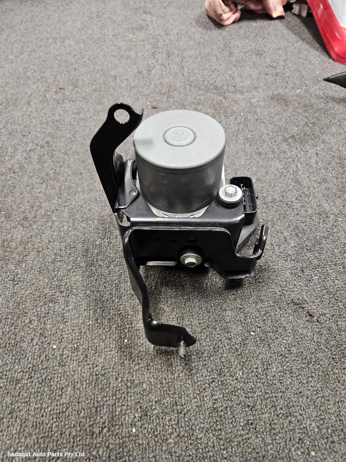 Lexus Is Series Abs Pump/modulator