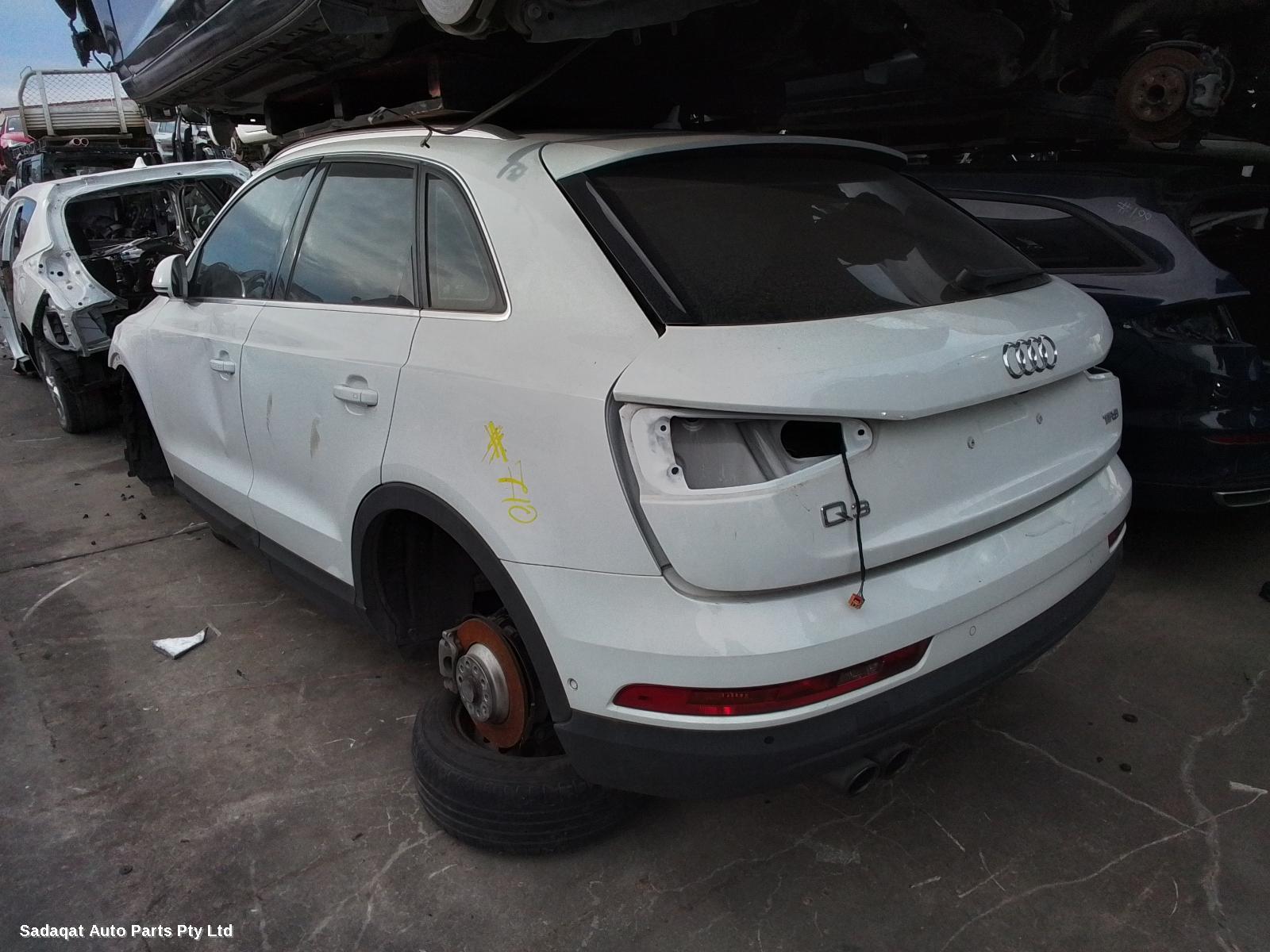 Audi Q3 Antenna