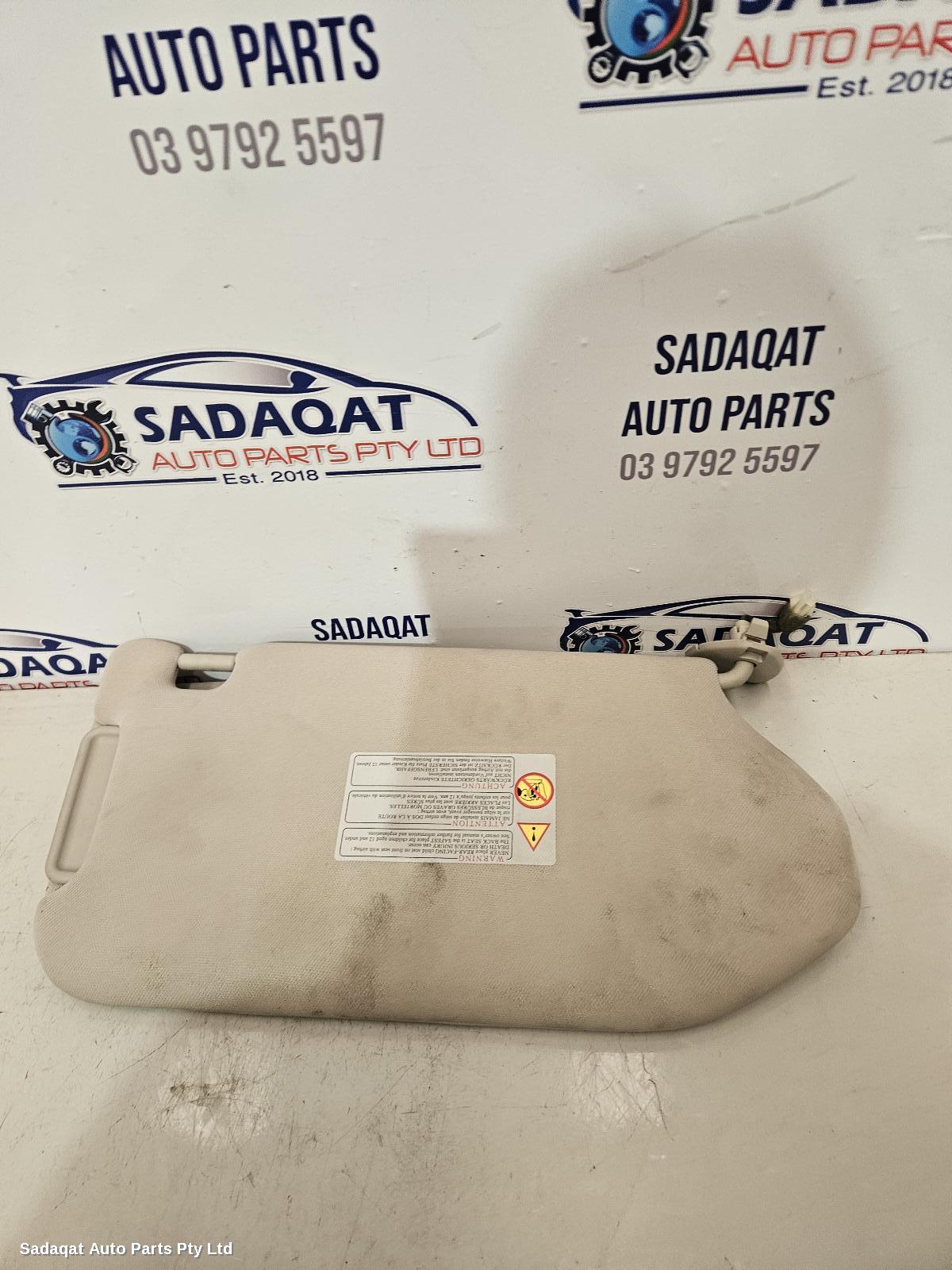 Nissan Pathfinder Sunvisor