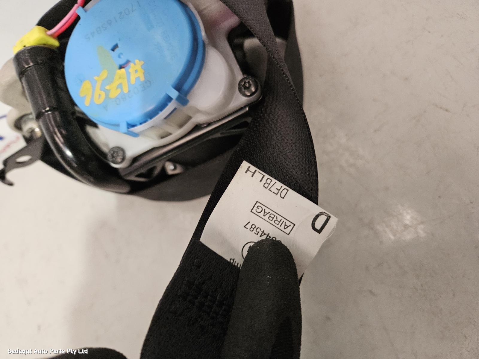 Mazda Cx3 Seatbelt/stalk