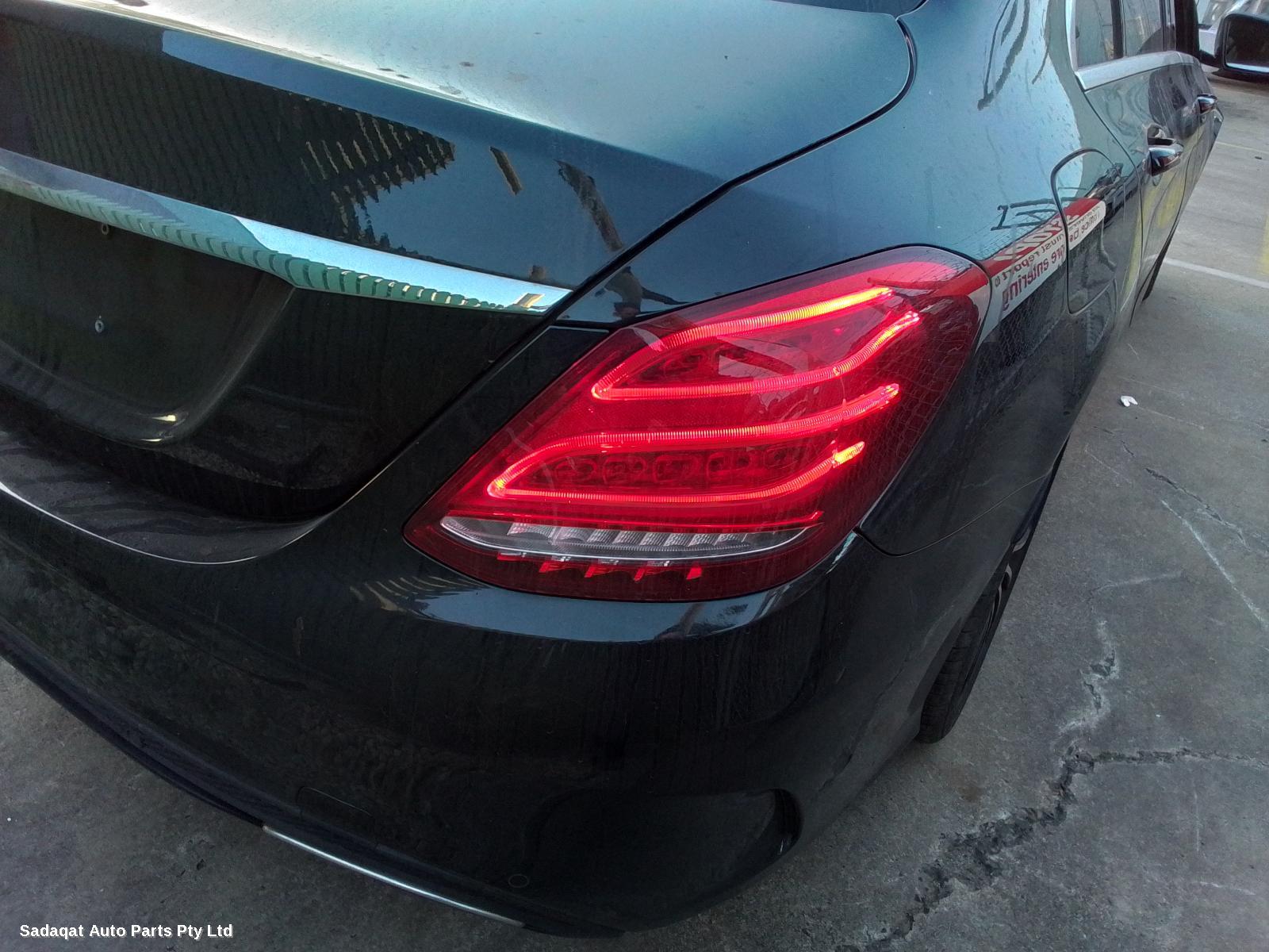 Mercedes C Class Right Headlamp