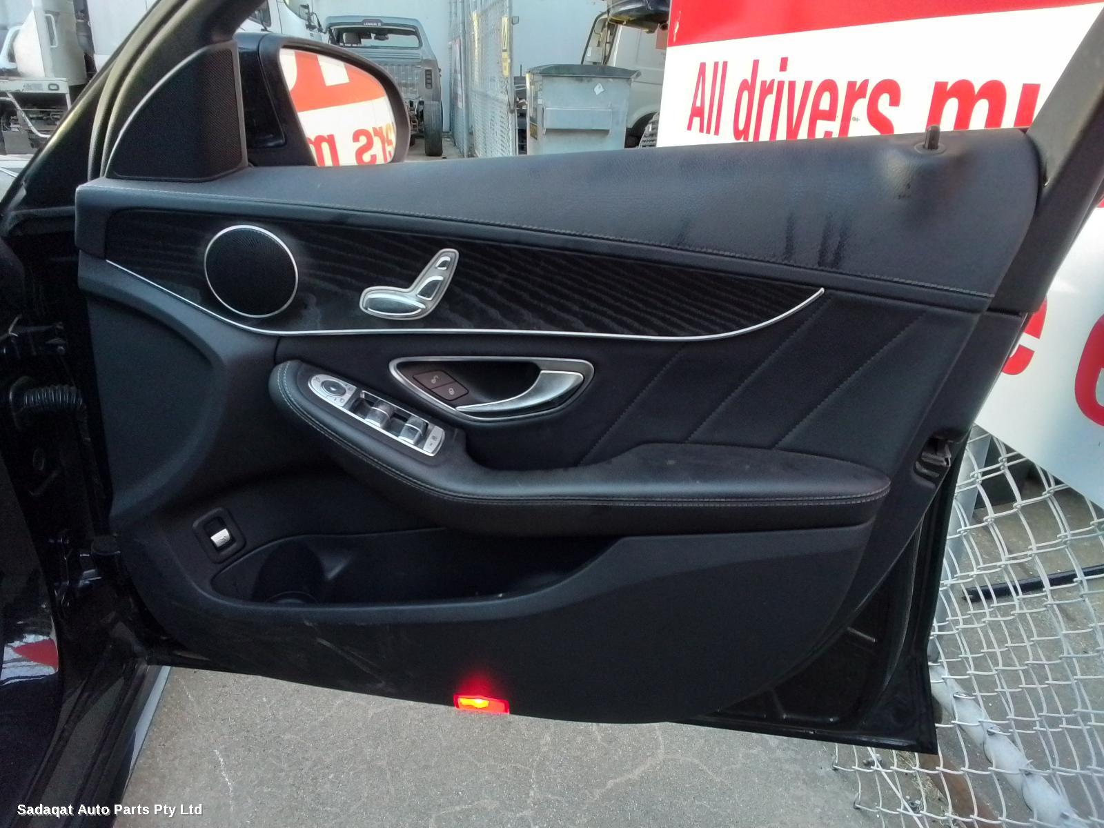 Mercedes C Class Right Headlamp