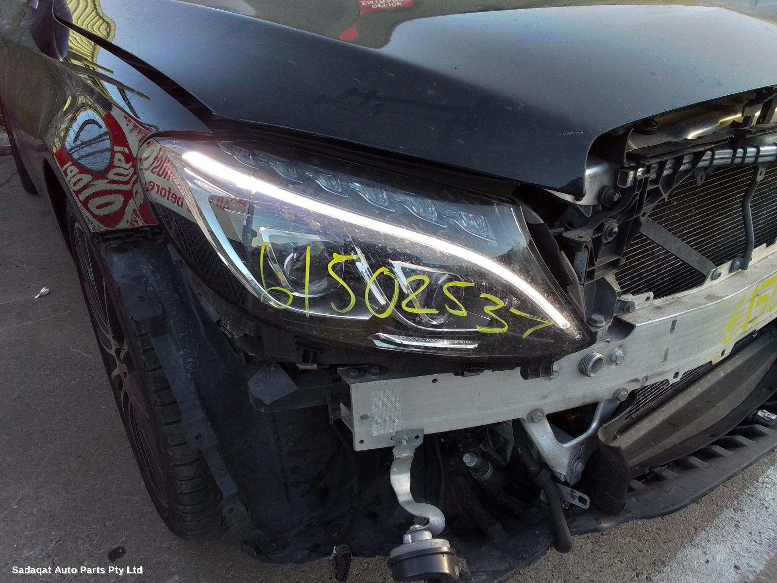 Mercedes C Class Right Headlamp