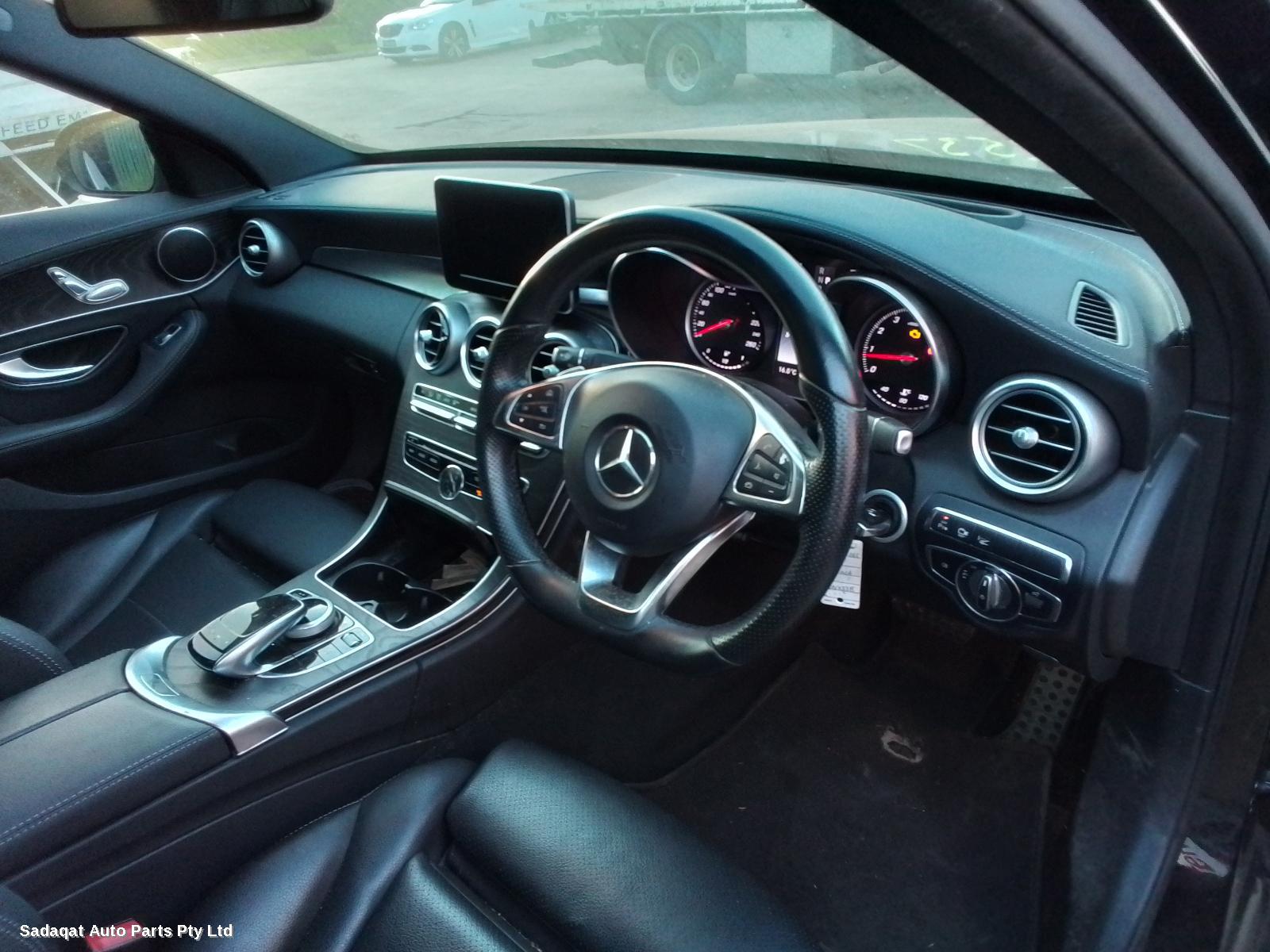 Mercedes C Class Right Headlamp