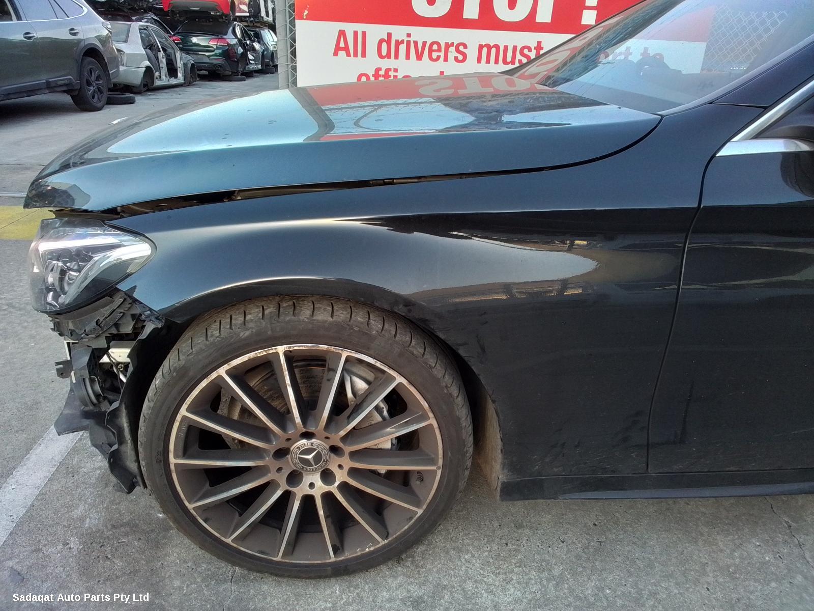 Mercedes C Class Right Headlamp