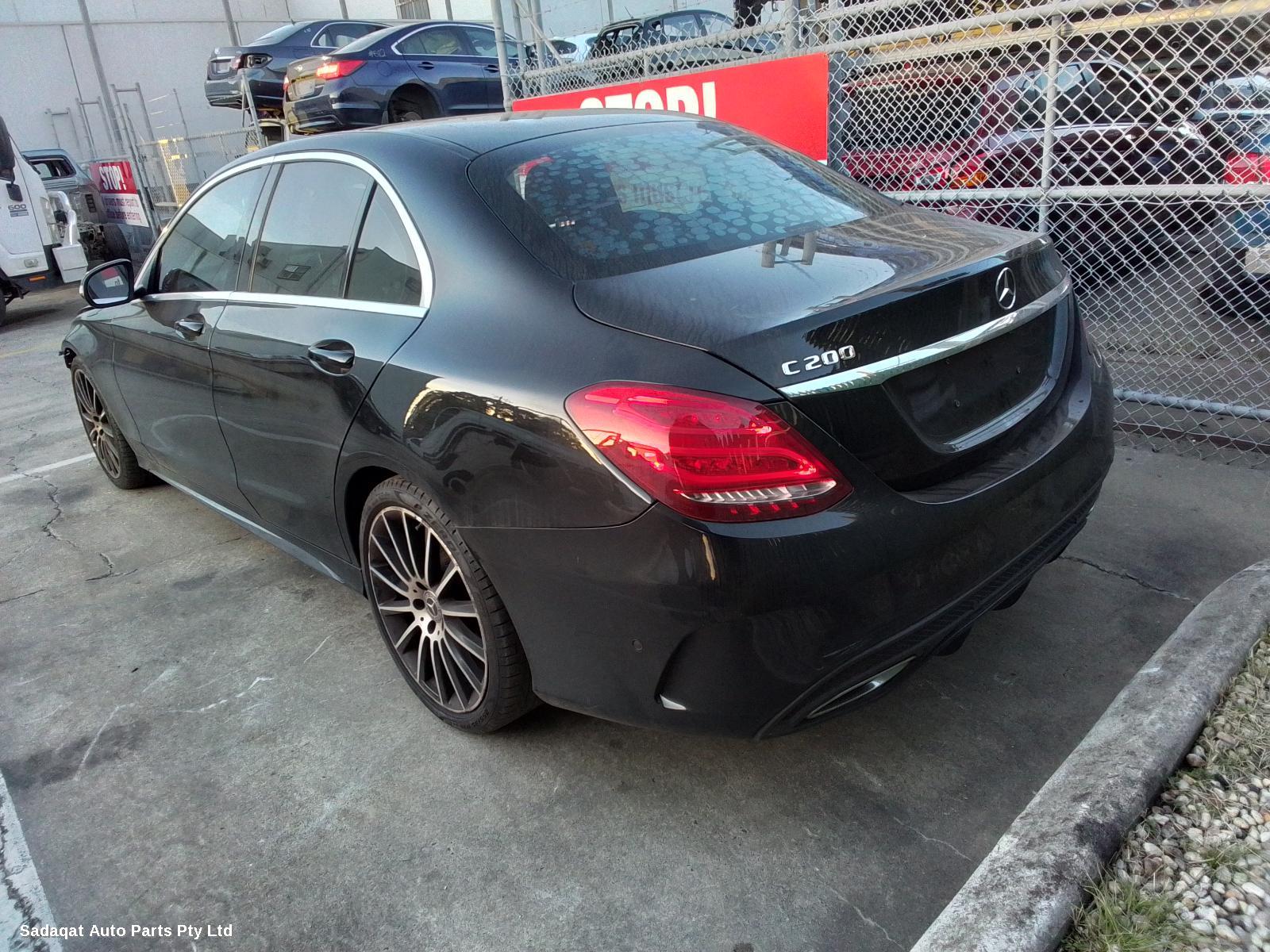 Mercedes C Class Right Headlamp