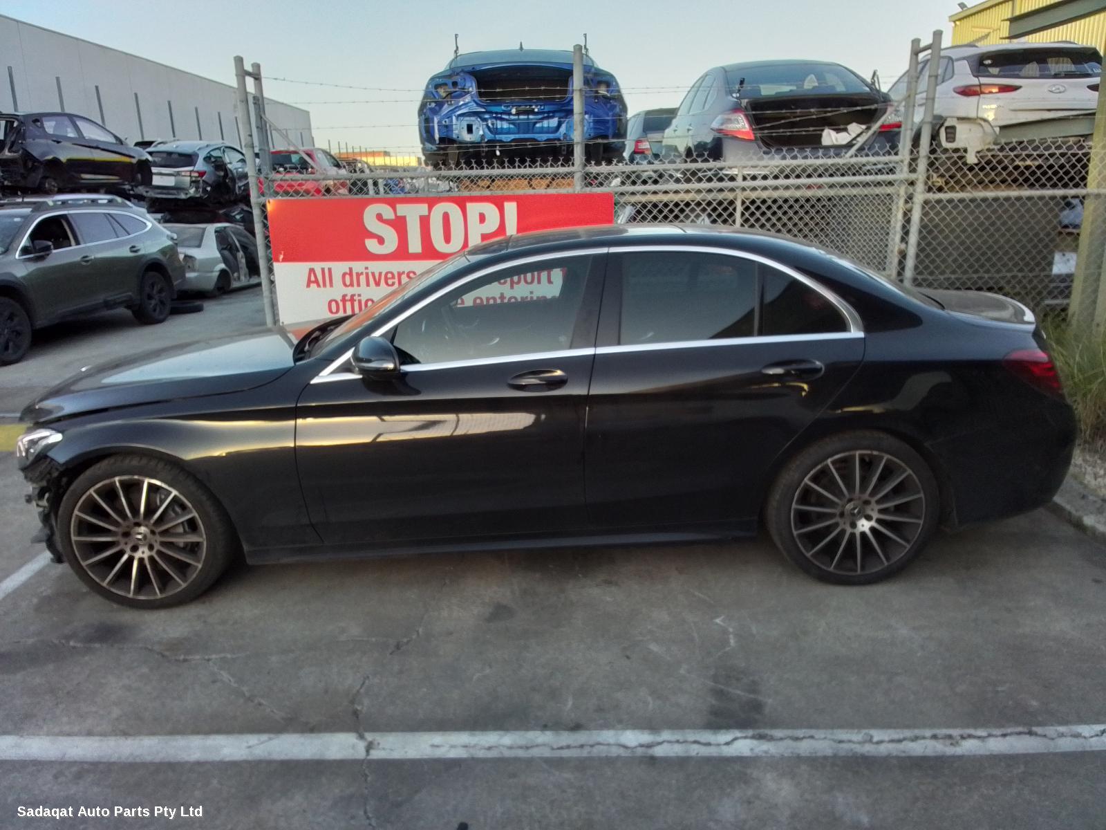 Mercedes C Class Right Headlamp