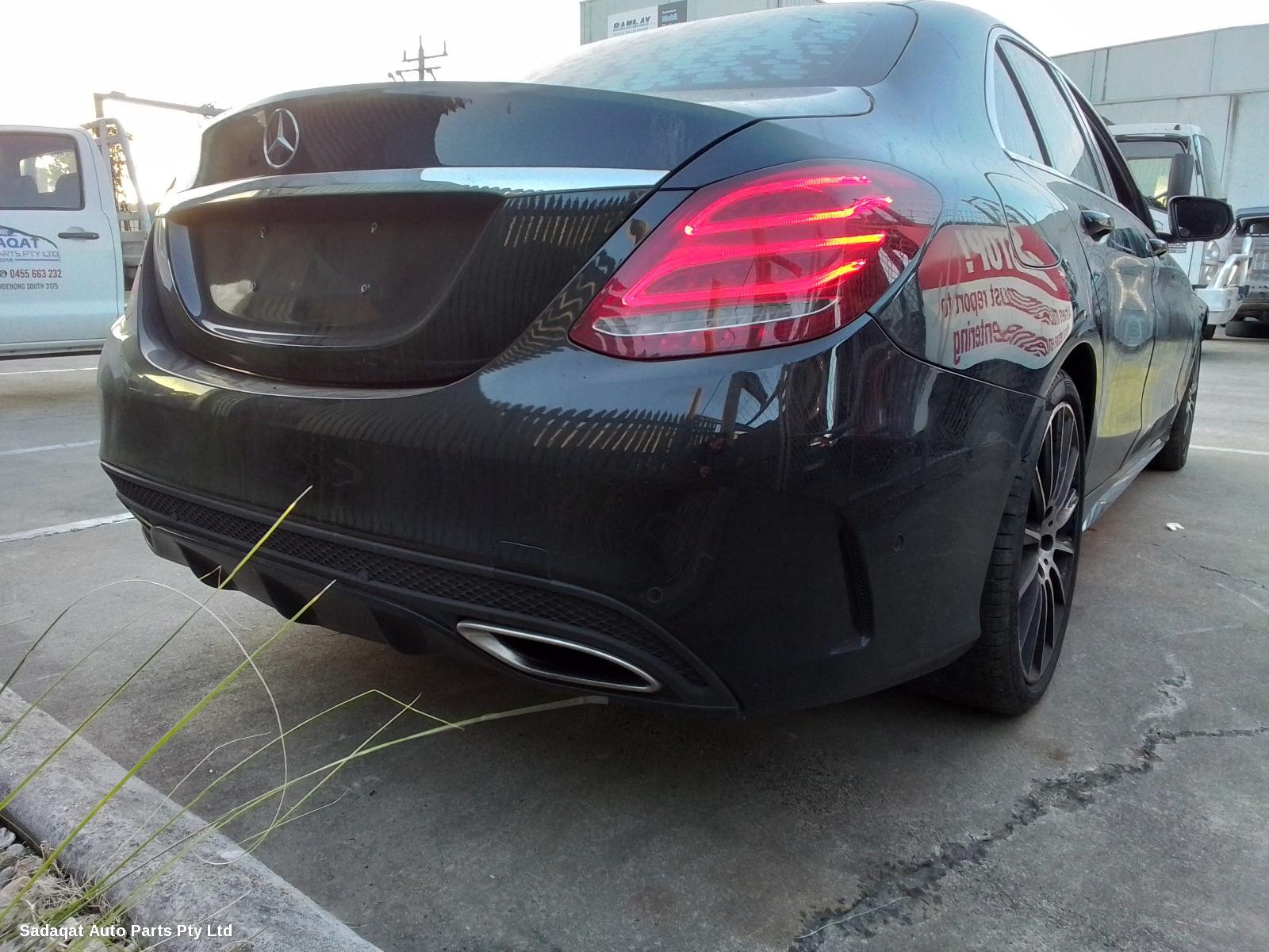 Mercedes C Class Right Headlamp