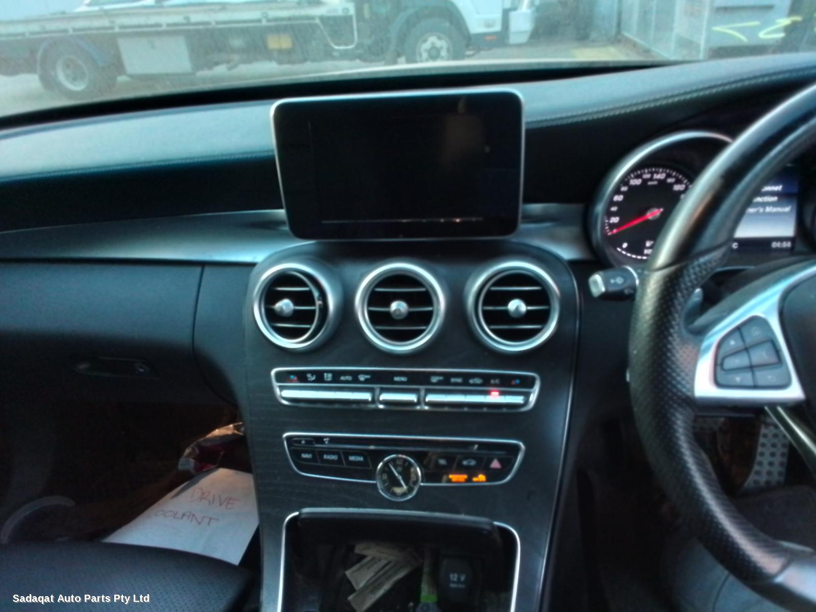 Mercedes C Class Right Headlamp