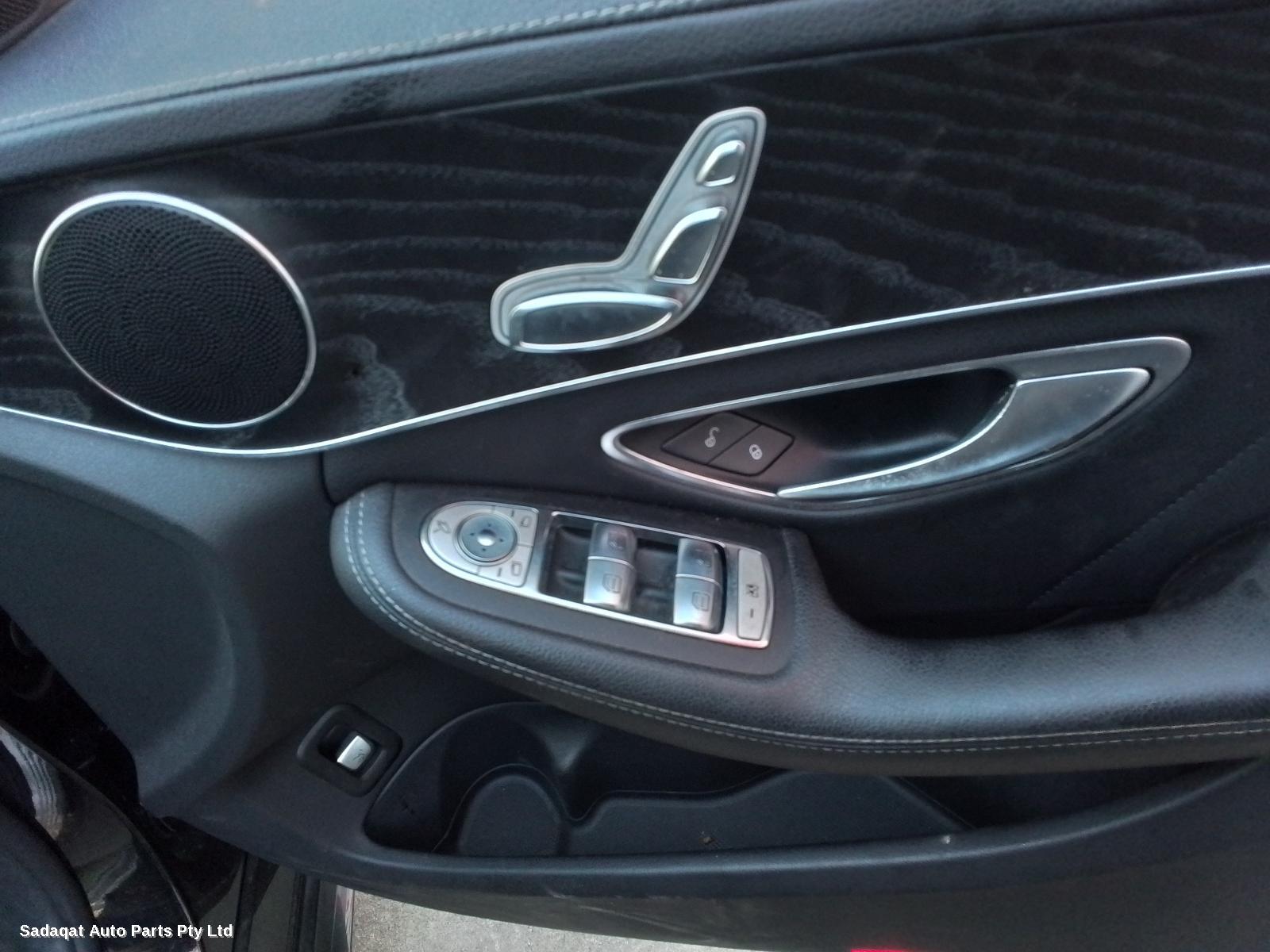 Mercedes C Class Right Headlamp