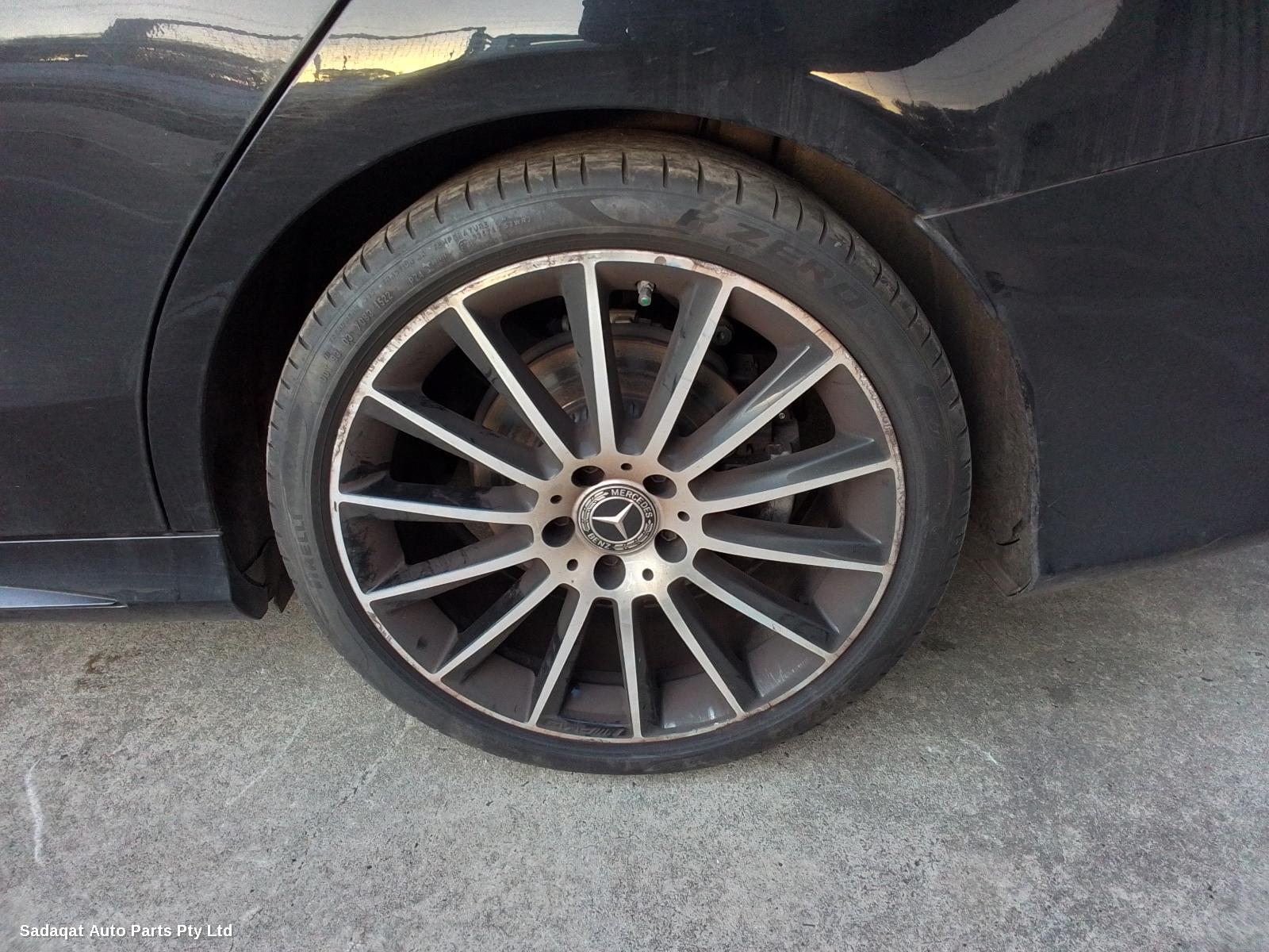 Mercedes C Class Right Headlamp