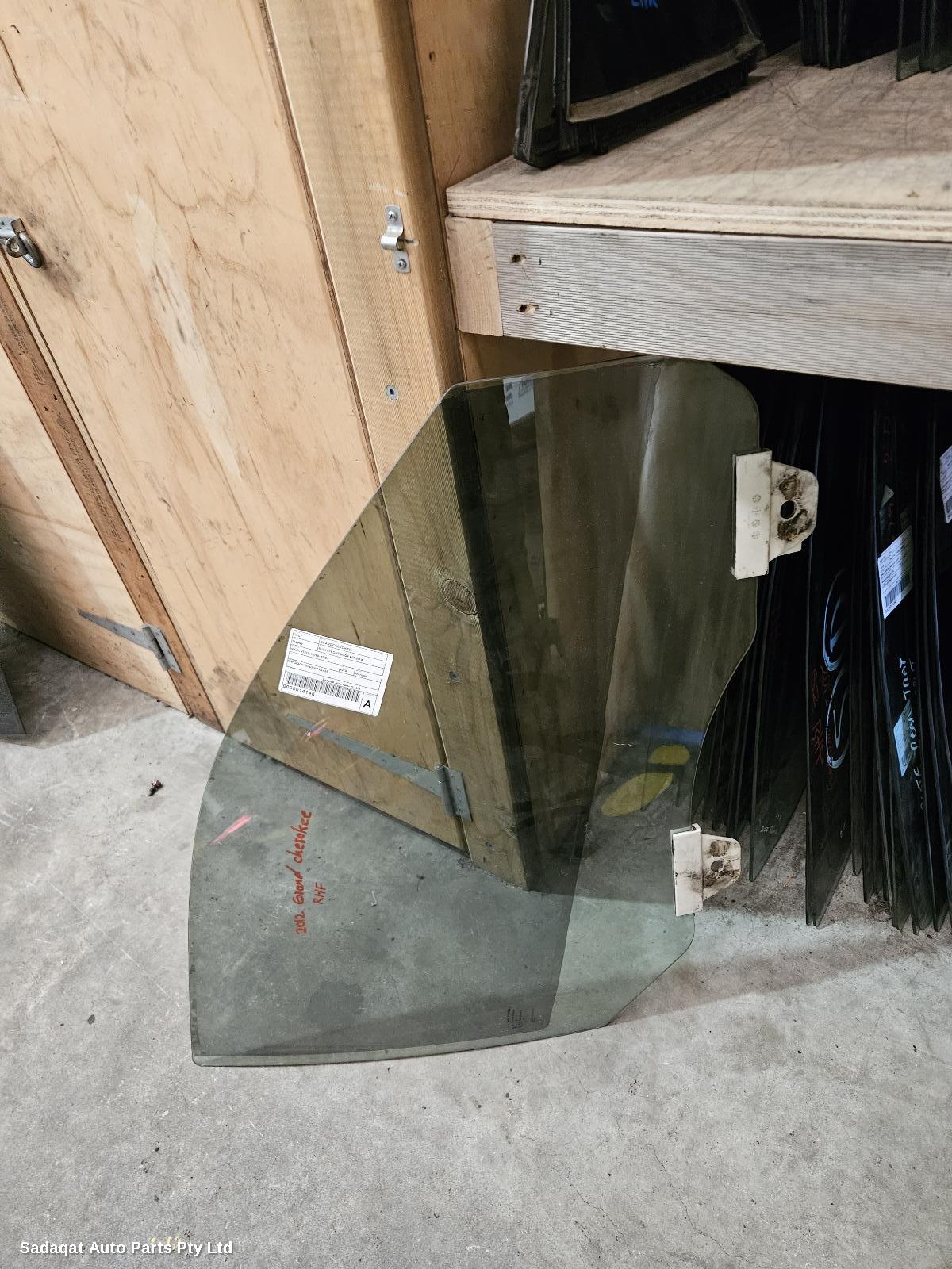 Jeep Grandcherokee Right Front Door Window