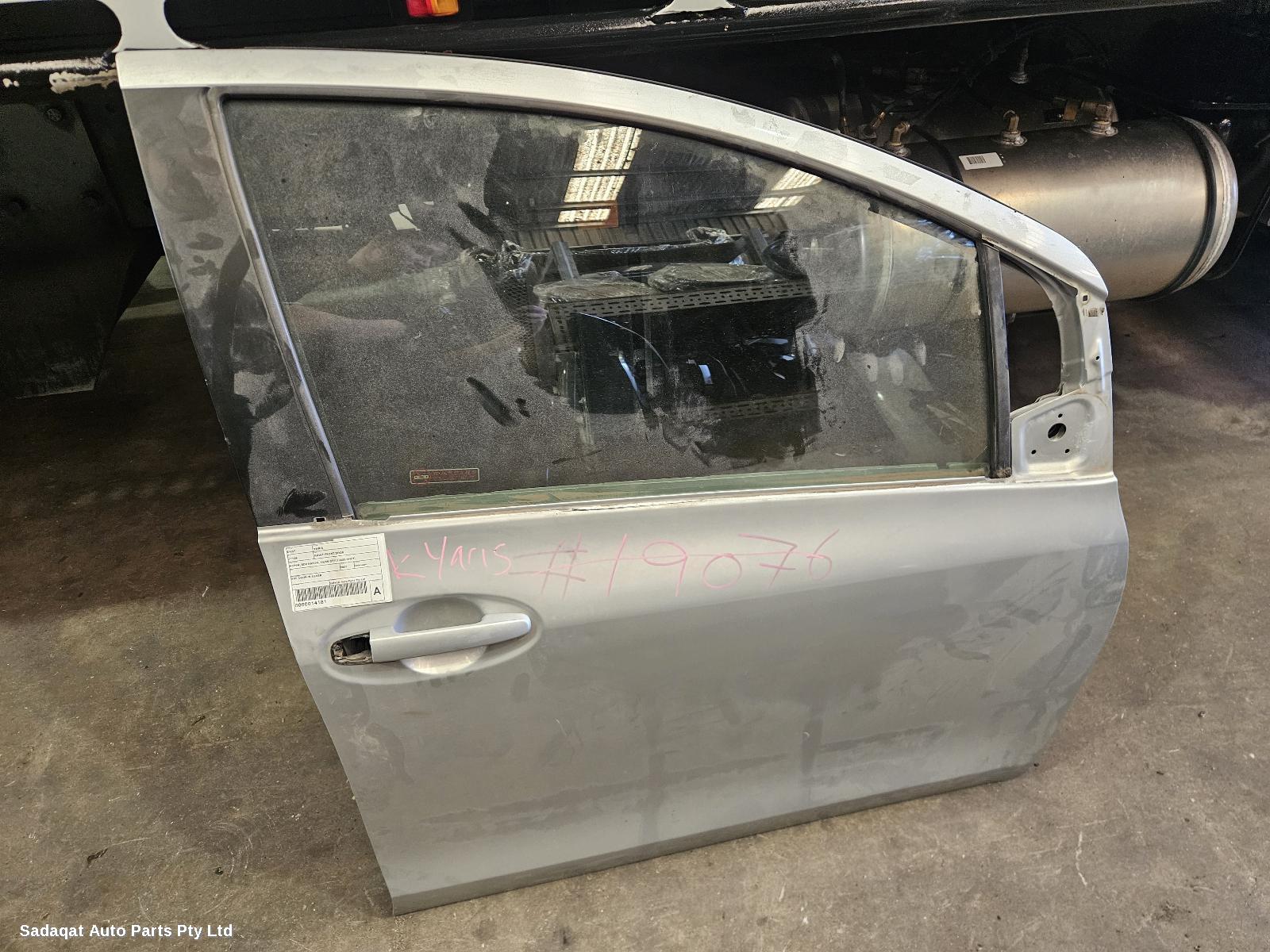 Toyota Yaris Right Front Door