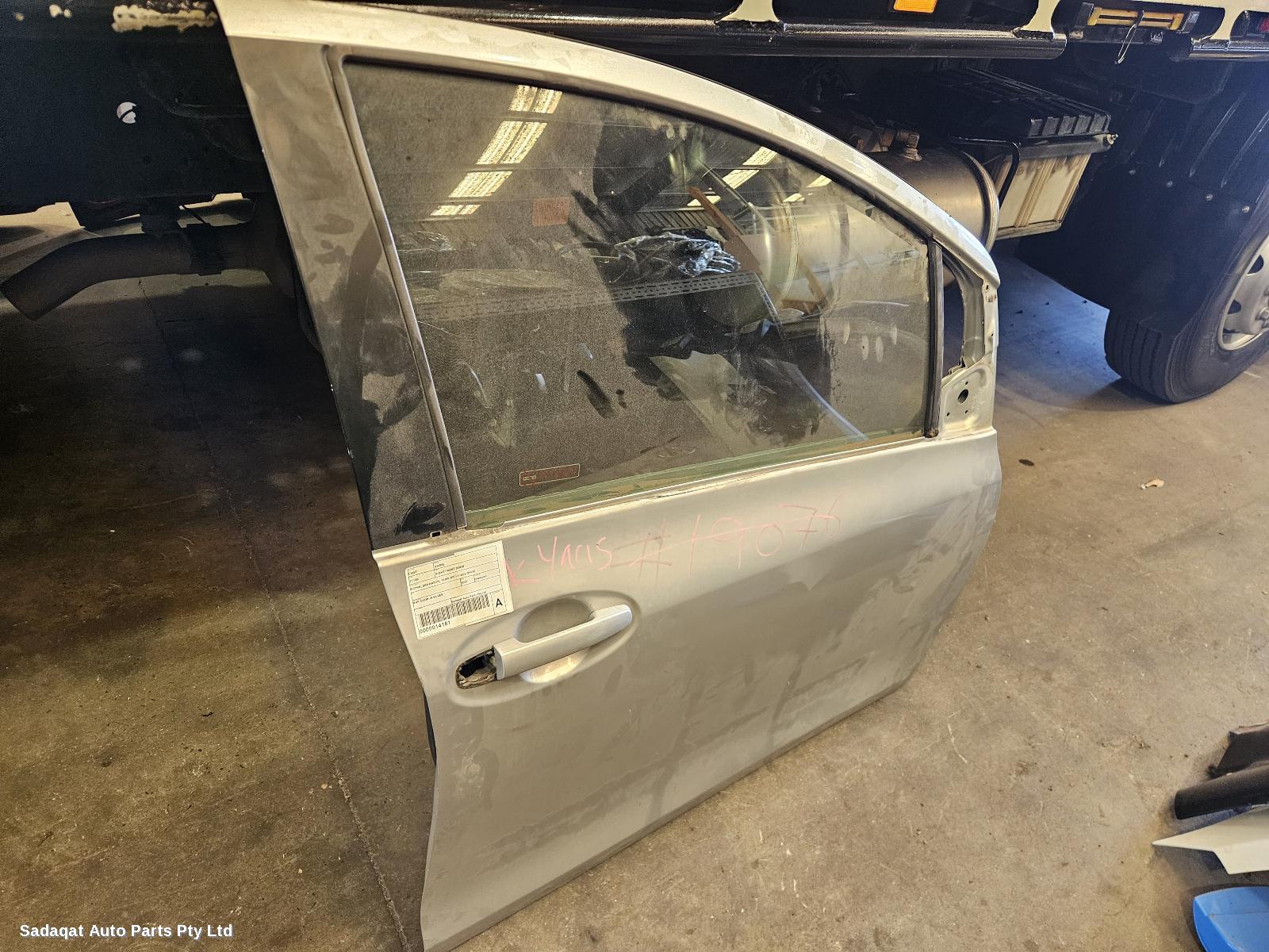 Toyota Yaris Right Front Door