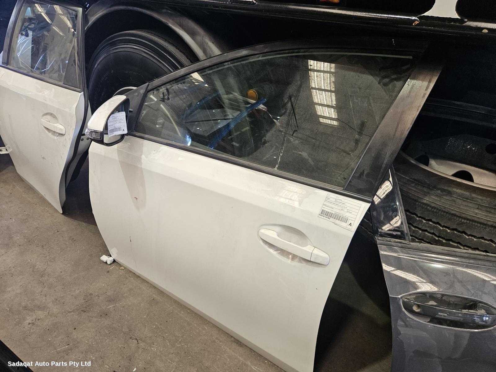 Toyota Corolla Left Front Door