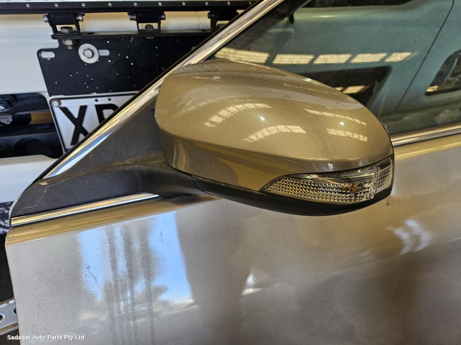 Toyota Camry Left Door Mirror