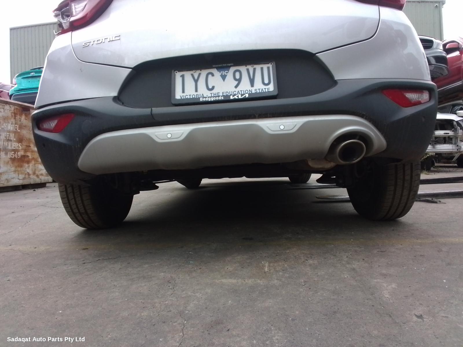 Kia Stonic Right Door Mirror