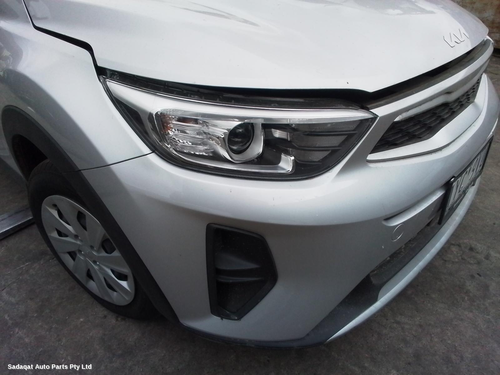 Kia Stonic Right Door Mirror