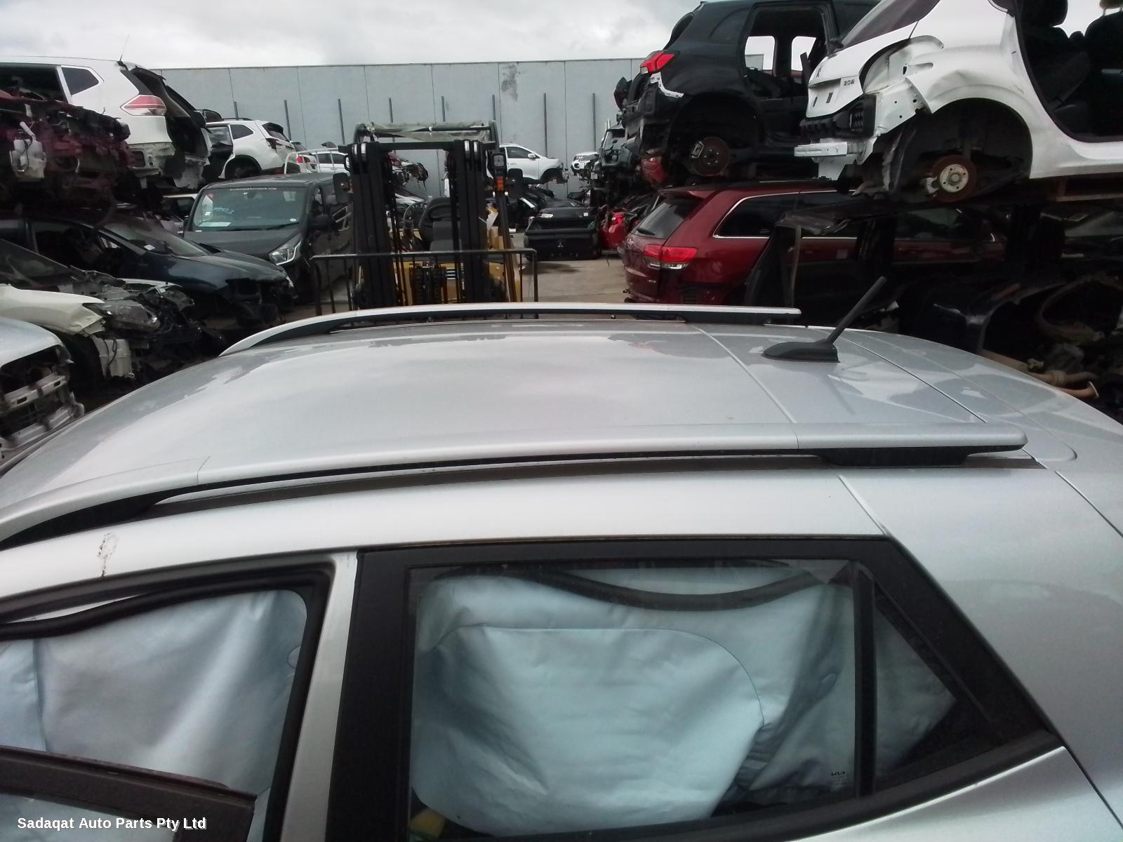 Kia Stonic Right Door Mirror