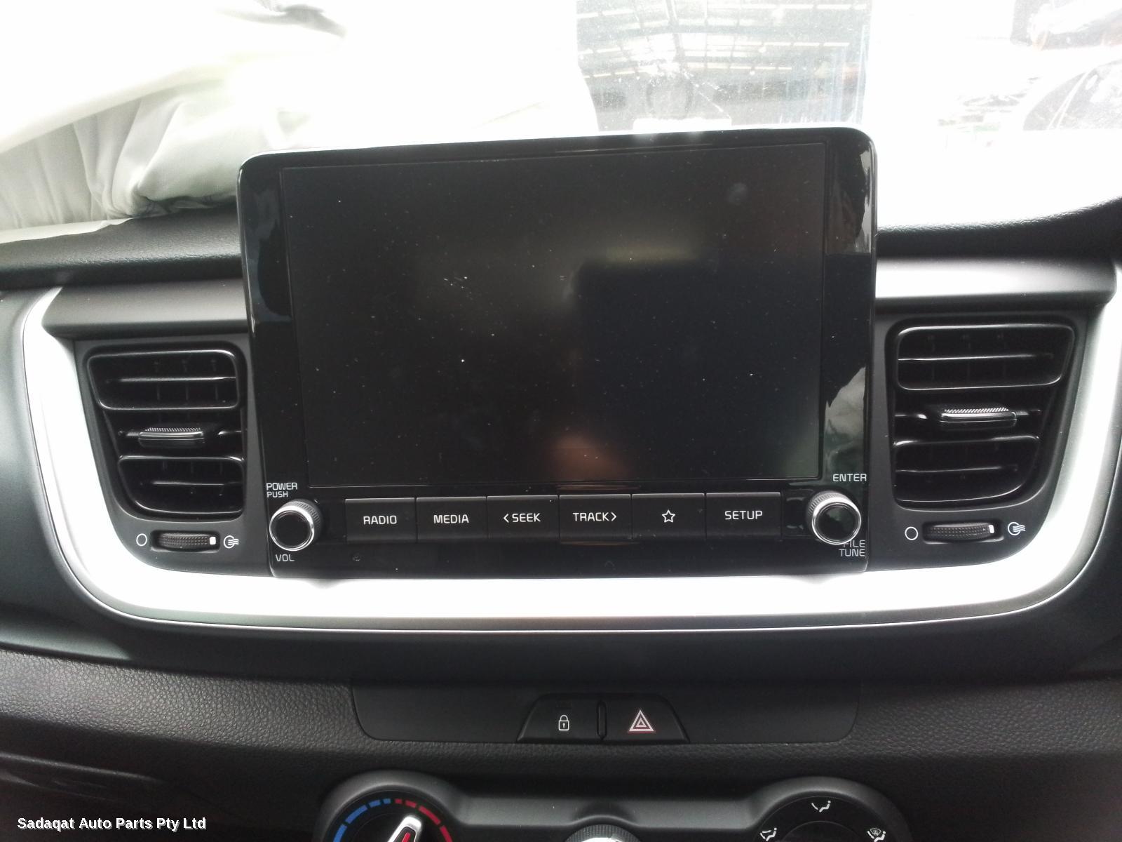 Kia Stonic Right Door Mirror