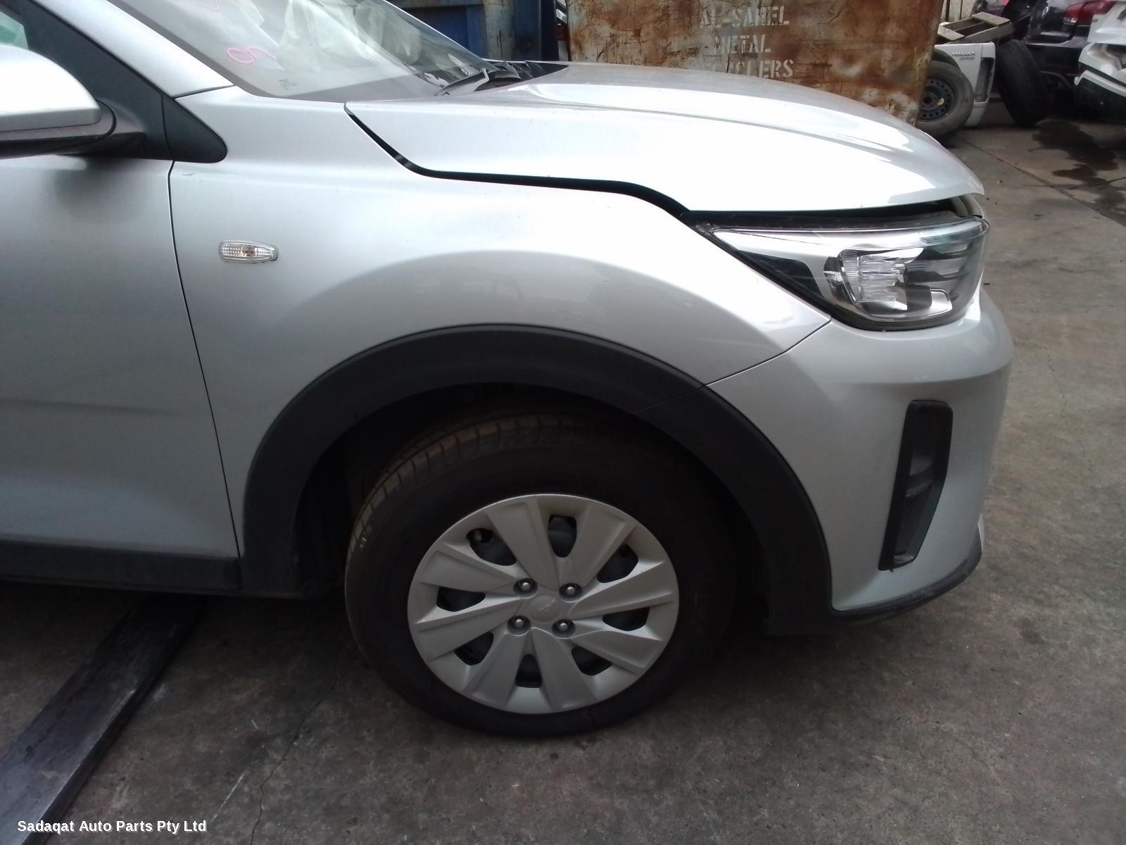 Kia Stonic Right Door Mirror