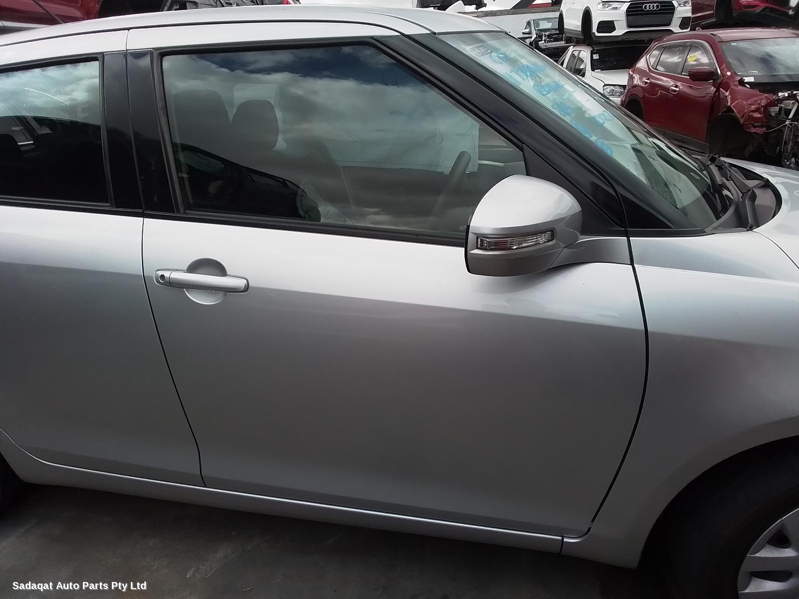 Suzuki Swift Right Door Mirror