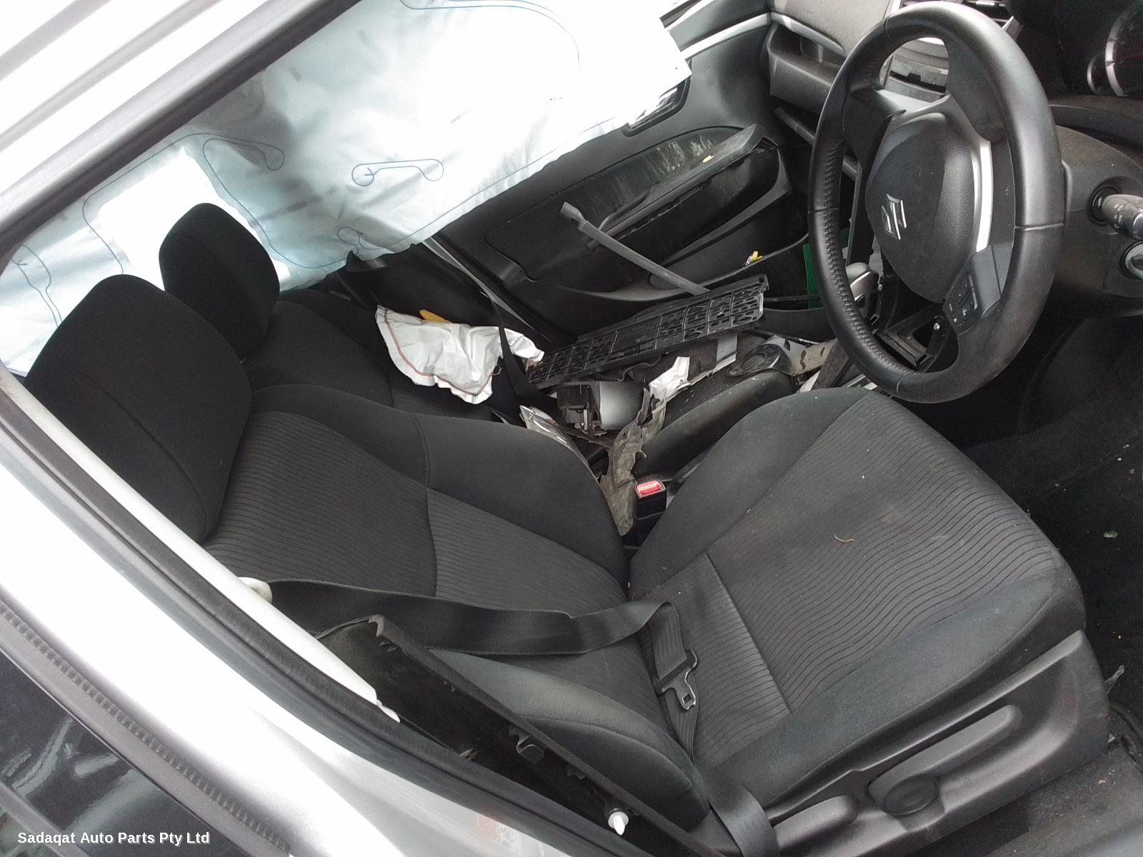 Suzuki Swift Right Door Mirror