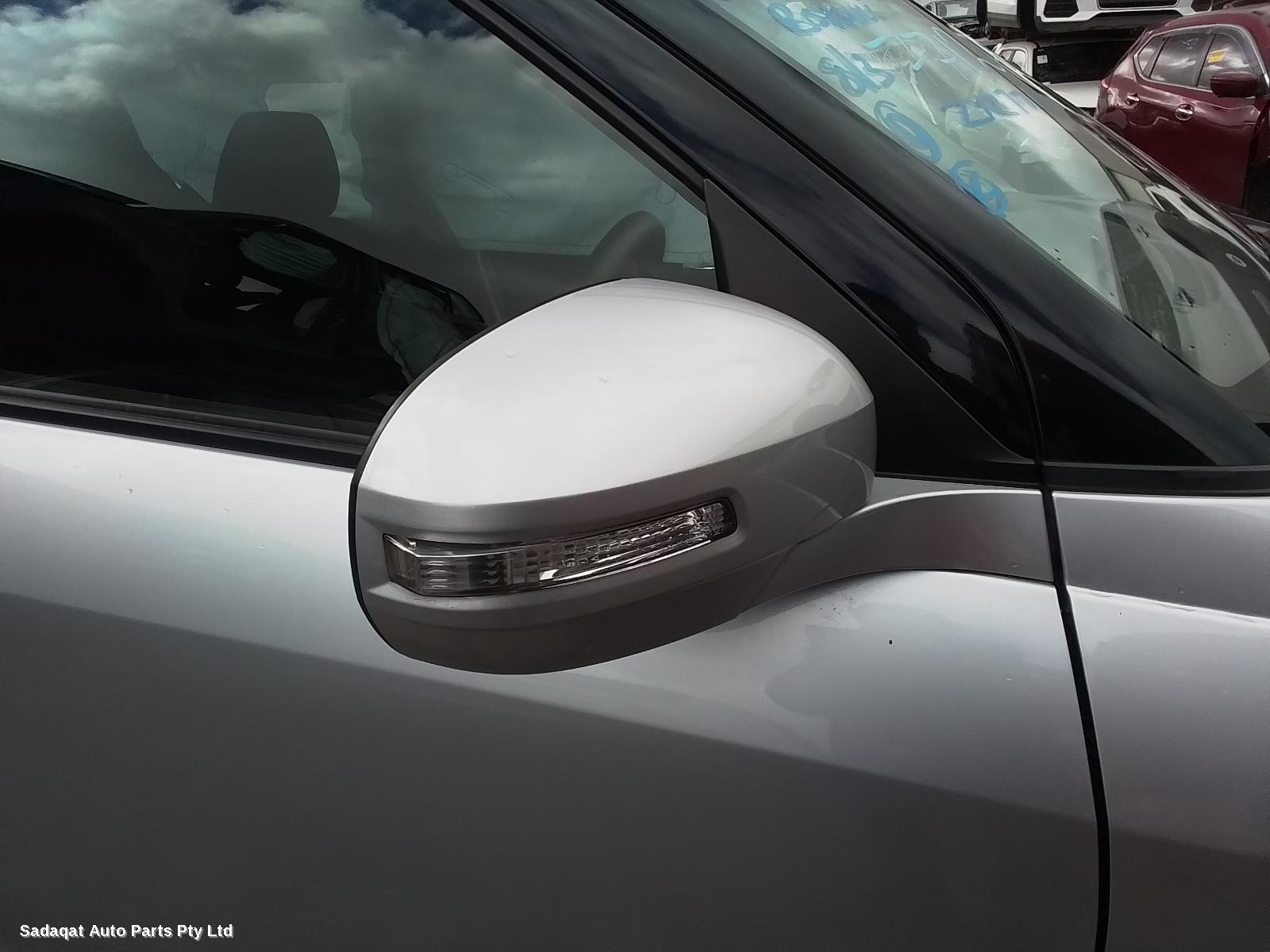 Suzuki Swift Right Door Mirror