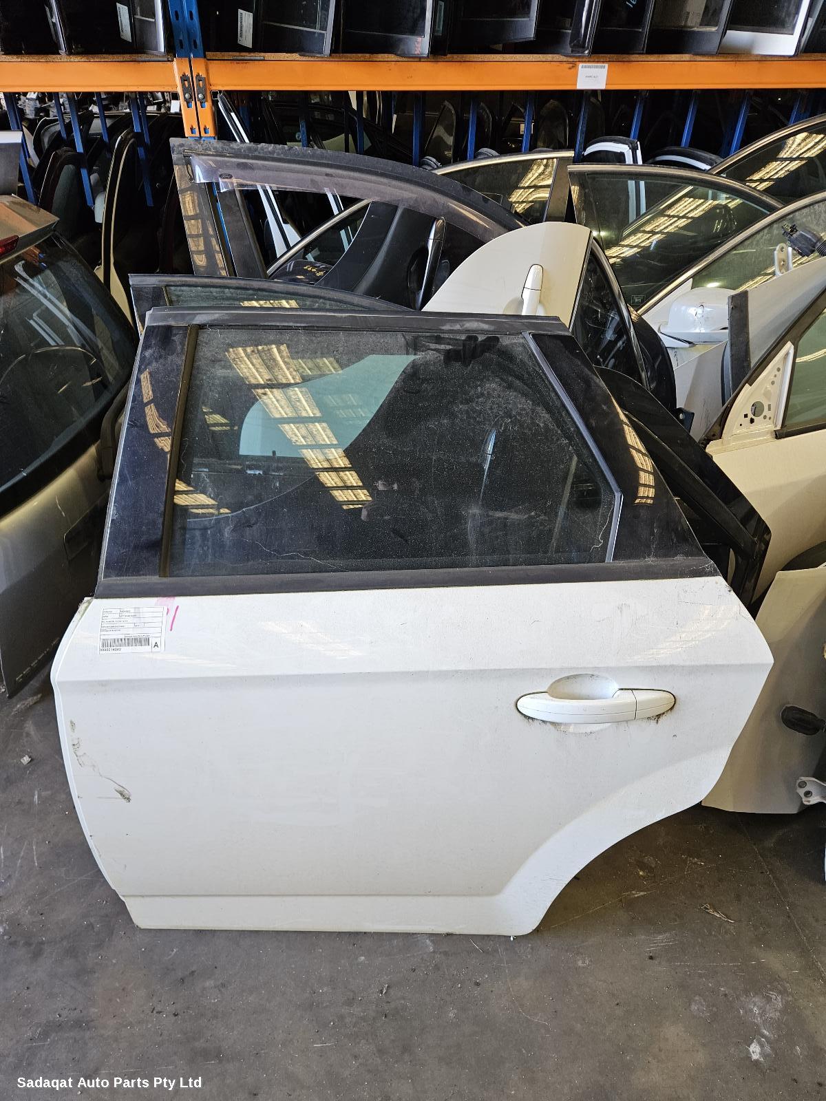 Ford Mondeo Left Rear Door/sliding