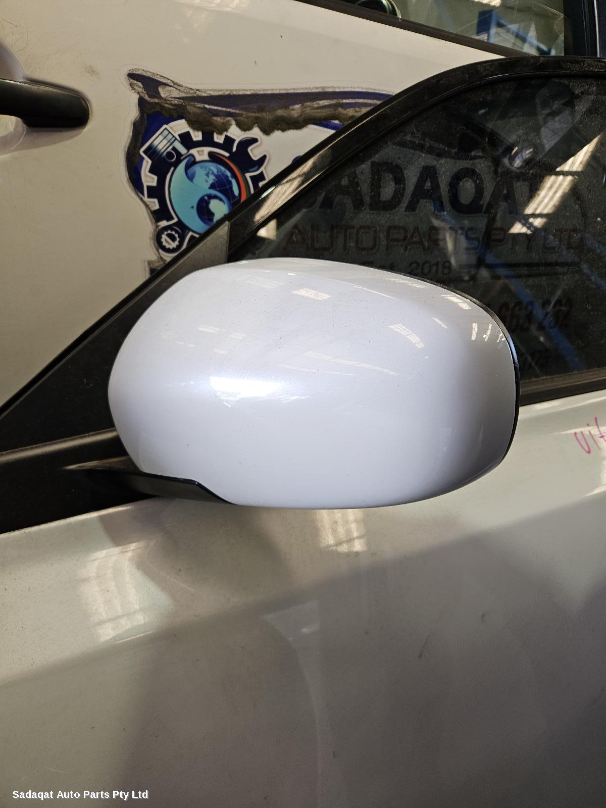 Suzuki Vitara Left Door Mirror