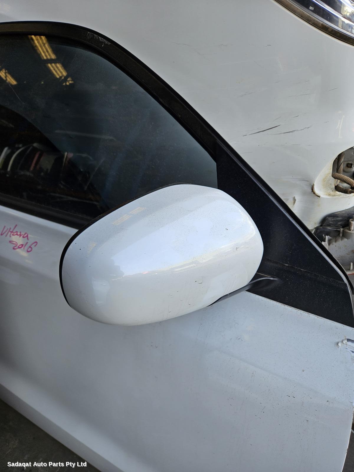Suzuki Vitara Right Door Mirror