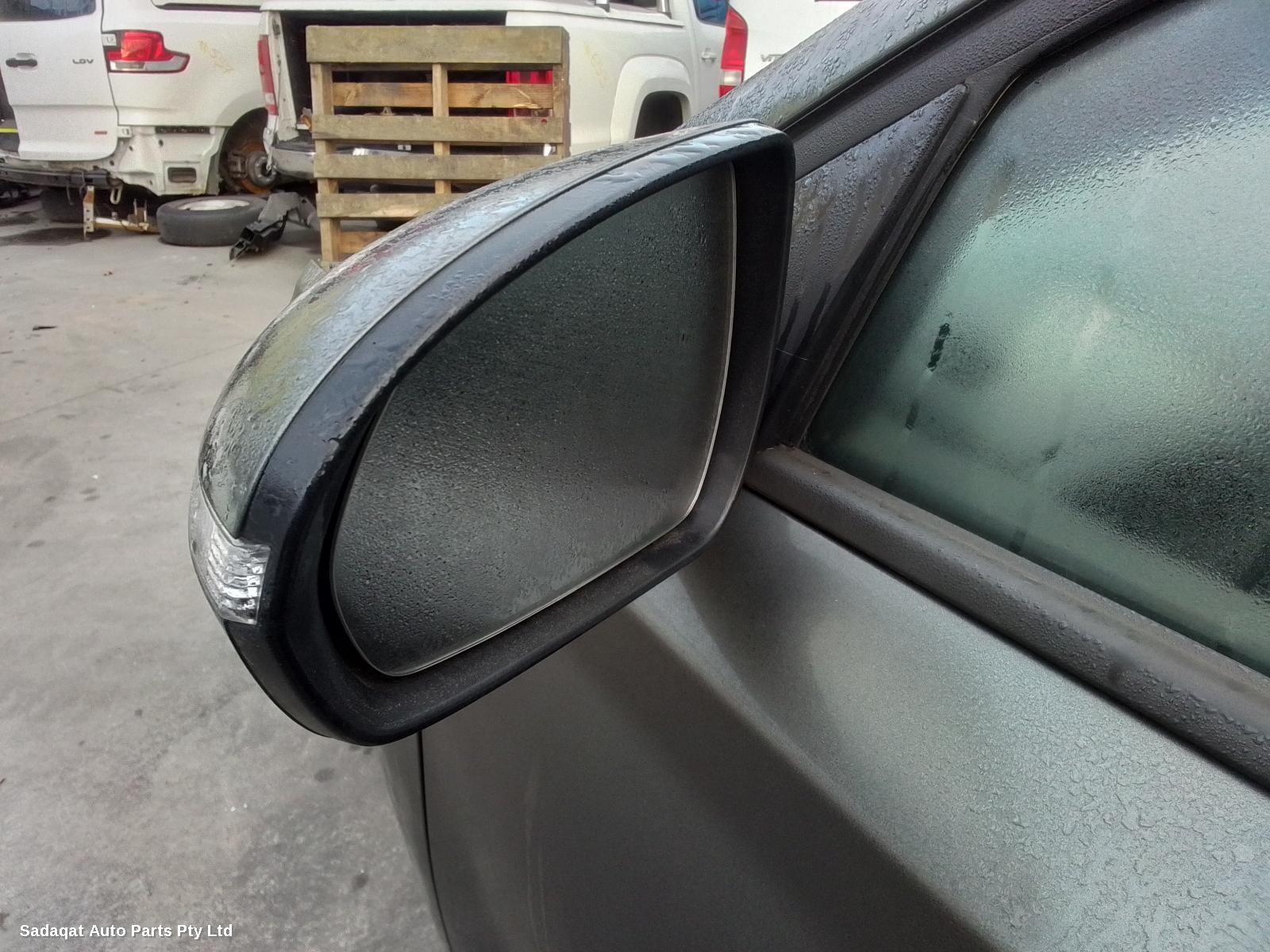 Hyundai I30 Right Door Mirror